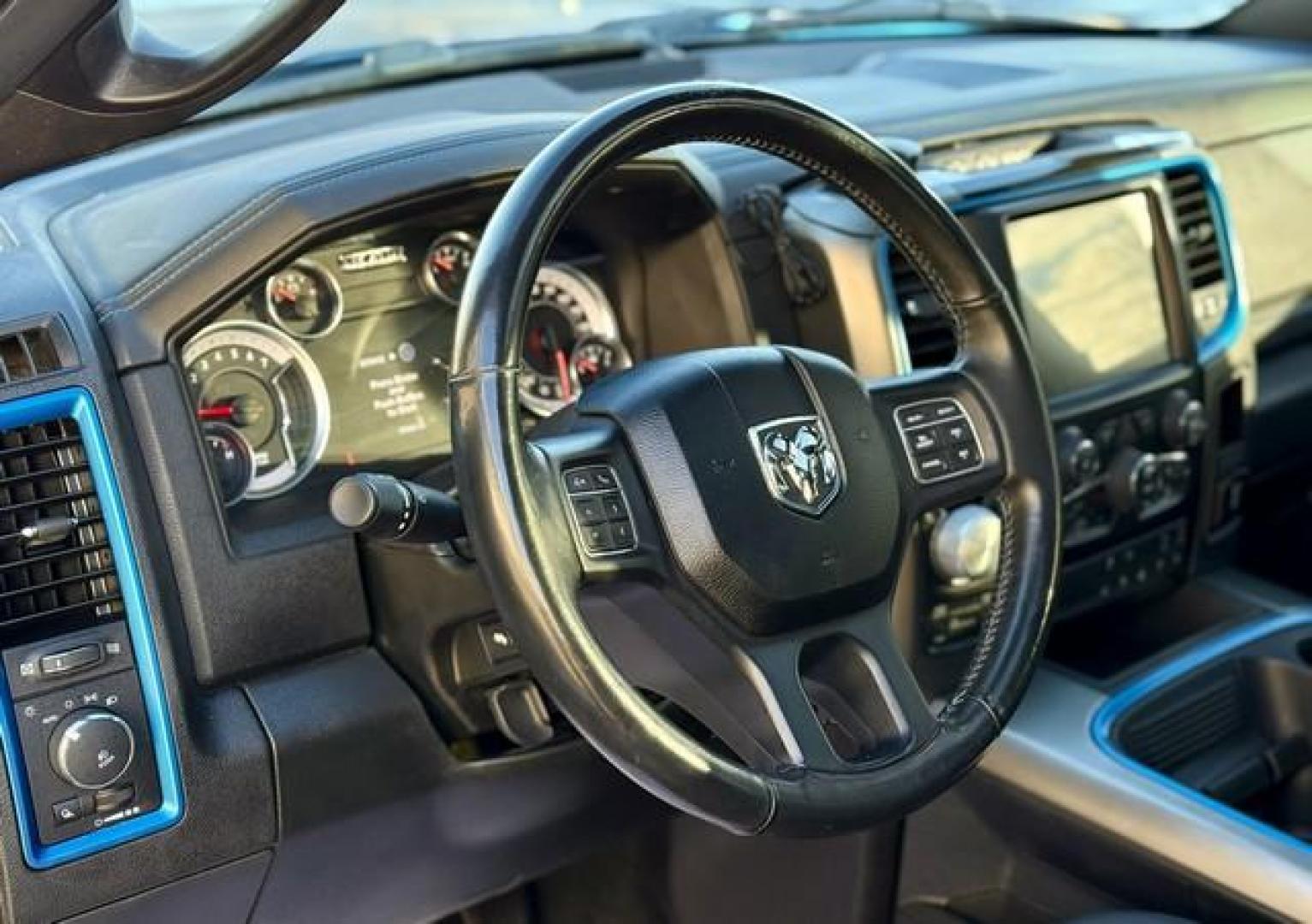 2018 BLUE RAM 1500 (1C6RR7MT3JS) with an V8,5.7L(345 CID),OHV engine, AUTOMATIC transmission, located at 14600 Frazho Road, Warren, MI, 48089, (586) 776-3400, 42.485996, -82.974220 - Photo#8