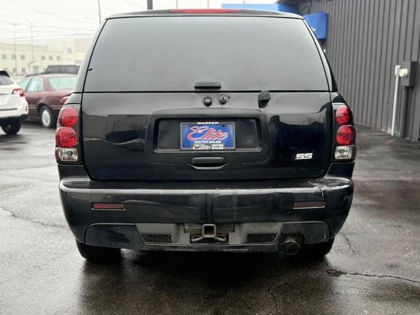 2007 BLACK CHEVROLET TRAILBLAZER (1GNES13H572) with an V8,6.0L(364 CID),OHV engine, AUTOMATIC transmission, located at 14600 Frazho Road, Warren, MI, 48089, (586) 776-3400, 42.485996, -82.974220 - Photo#6