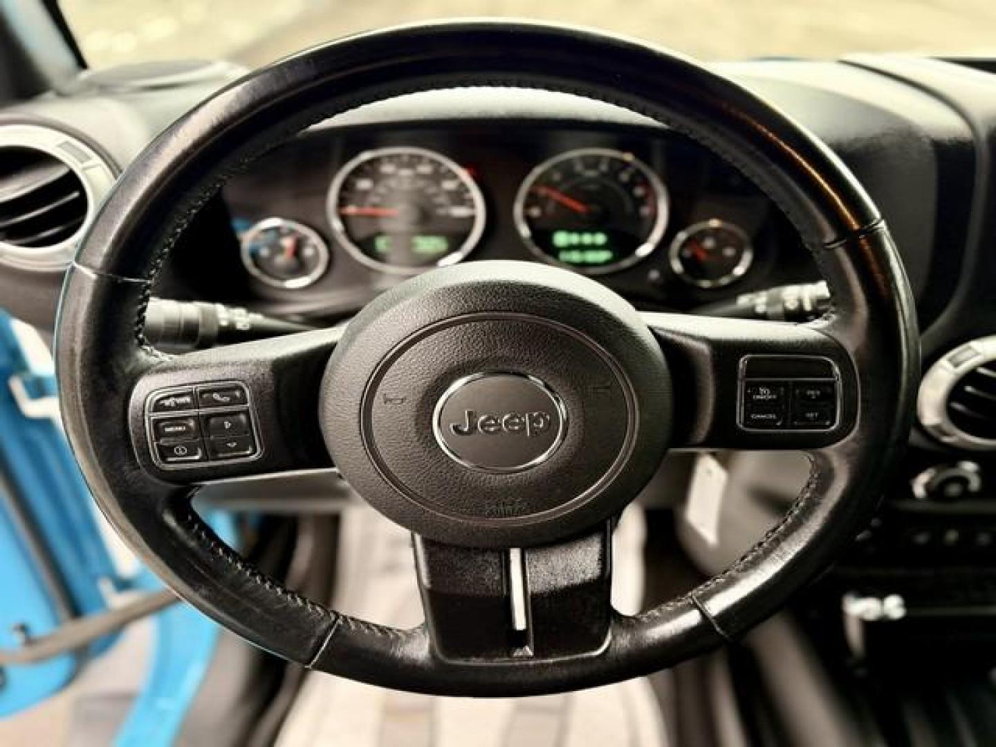 2018 BLUE JEEP WRANGLER JK (1C4AJWBG9JL) with an V6,3.6L(220 CID),DOHC engine, AUTOMATIC transmission, located at 14600 Frazho Road, Warren, MI, 48089, (586) 776-3400, 42.485996, -82.974220 - Photo#10