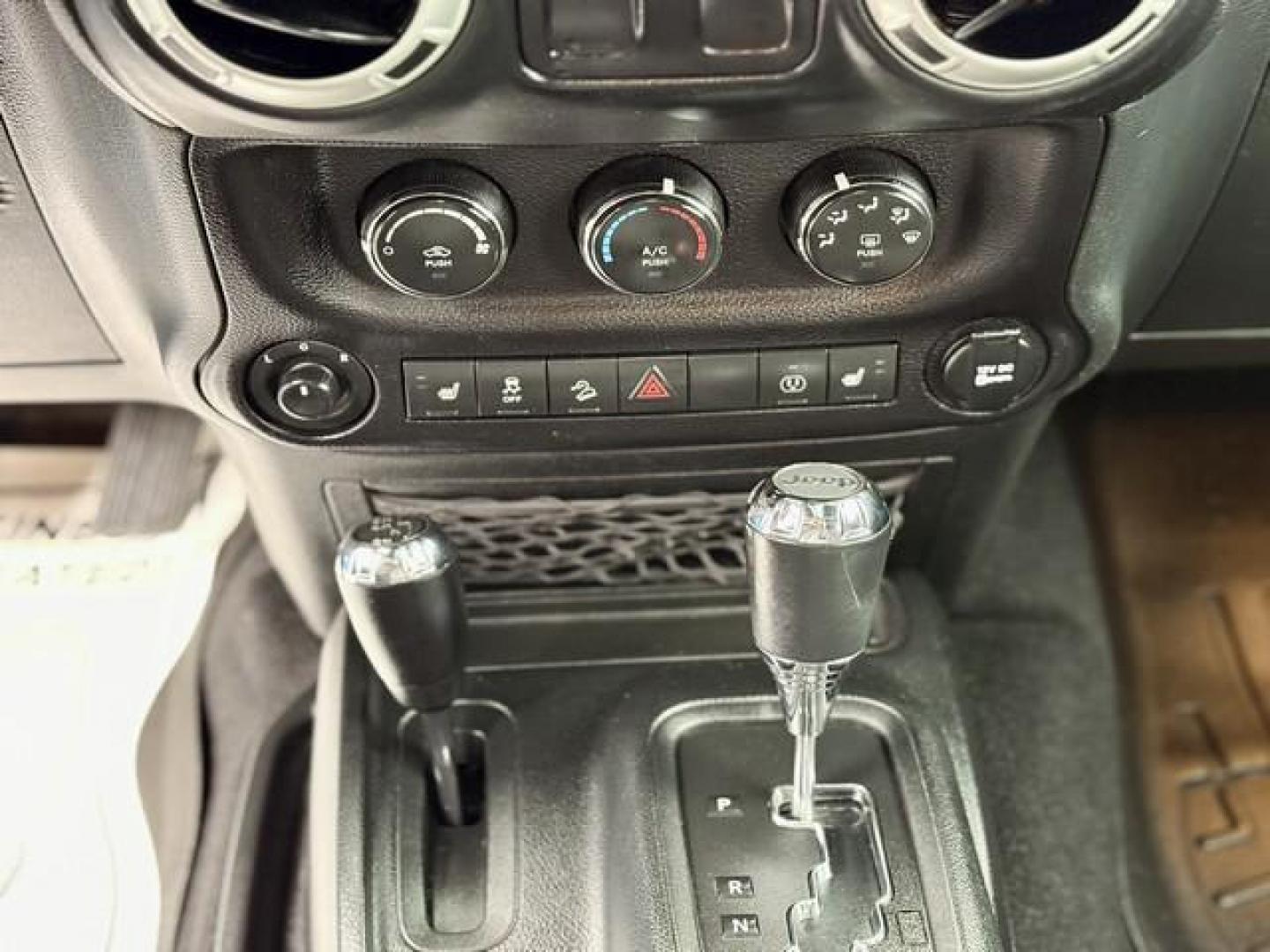 2018 BLUE JEEP WRANGLER JK (1C4AJWBG9JL) with an V6,3.6L(220 CID),DOHC engine, AUTOMATIC transmission, located at 14600 Frazho Road, Warren, MI, 48089, (586) 776-3400, 42.485996, -82.974220 - Photo#12