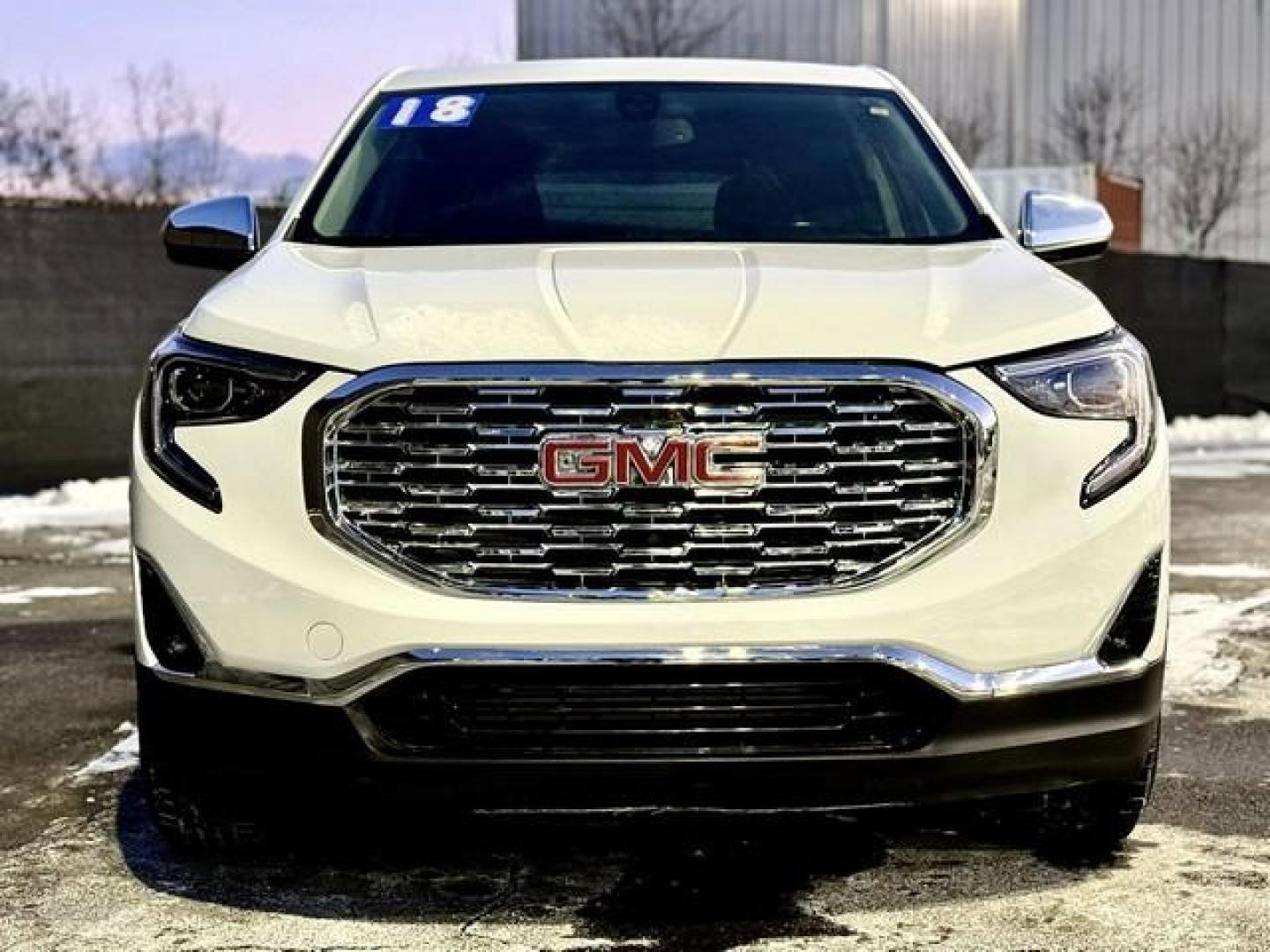 2019 WHITE GMC TERRAIN (3GKALMEVXKL) with an L4,1.5L(91 CID),DOHC engine, AUTOMATIC transmission, located at 14600 Frazho Road, Warren, MI, 48089, (586) 776-3400, 42.485996, -82.974220 - Photo#2