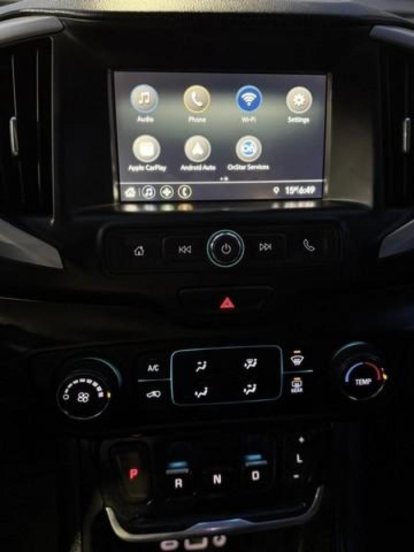 2019 WHITE GMC TERRAIN (3GKALMEVXKL) with an L4,1.5L(91 CID),DOHC engine, AUTOMATIC transmission, located at 14600 Frazho Road, Warren, MI, 48089, (586) 776-3400, 42.485996, -82.974220 - Photo#13