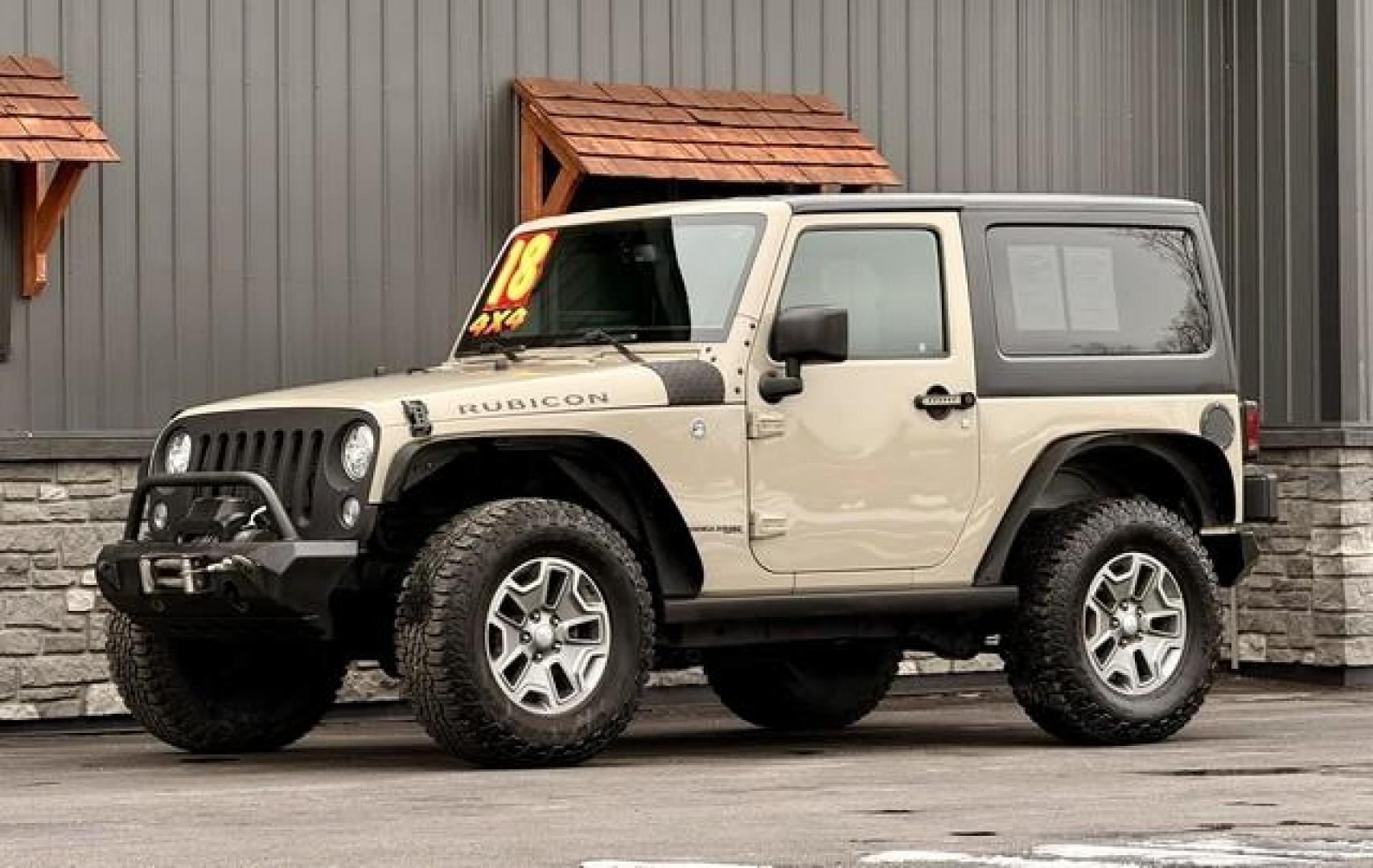 2018 GOBI JEEP WRANGLER JK (1C4BJWCG2JL) with an V6,3.6L(220 CID),DOHC engine, AUTOMATIC transmission, located at 14600 Frazho Road, Warren, MI, 48089, (586) 776-3400, 42.485996, -82.974220 - Photo#1