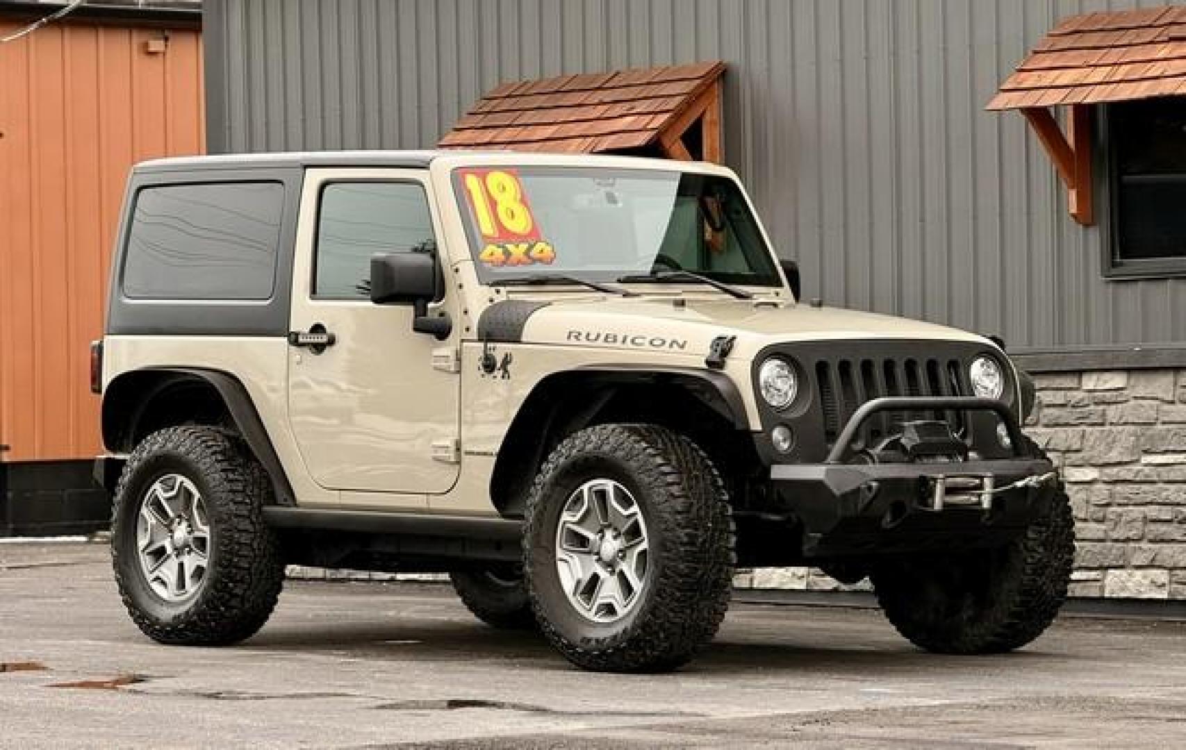2018 GOBI JEEP WRANGLER JK (1C4BJWCG2JL) with an V6,3.6L(220 CID),DOHC engine, AUTOMATIC transmission, located at 14600 Frazho Road, Warren, MI, 48089, (586) 776-3400, 42.485996, -82.974220 - Photo#2