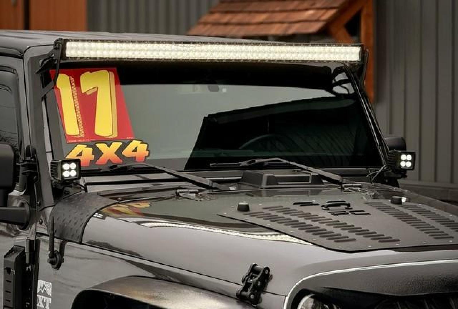 2017 GREY JEEP WRANGLER (1C4HJWEG4HL) with an V6,3.6L(220 CID),DOHC engine, AUTOMATIC transmission, located at 14600 Frazho Road, Warren, MI, 48089, (586) 776-3400, 42.485996, -82.974220 - Photo#7