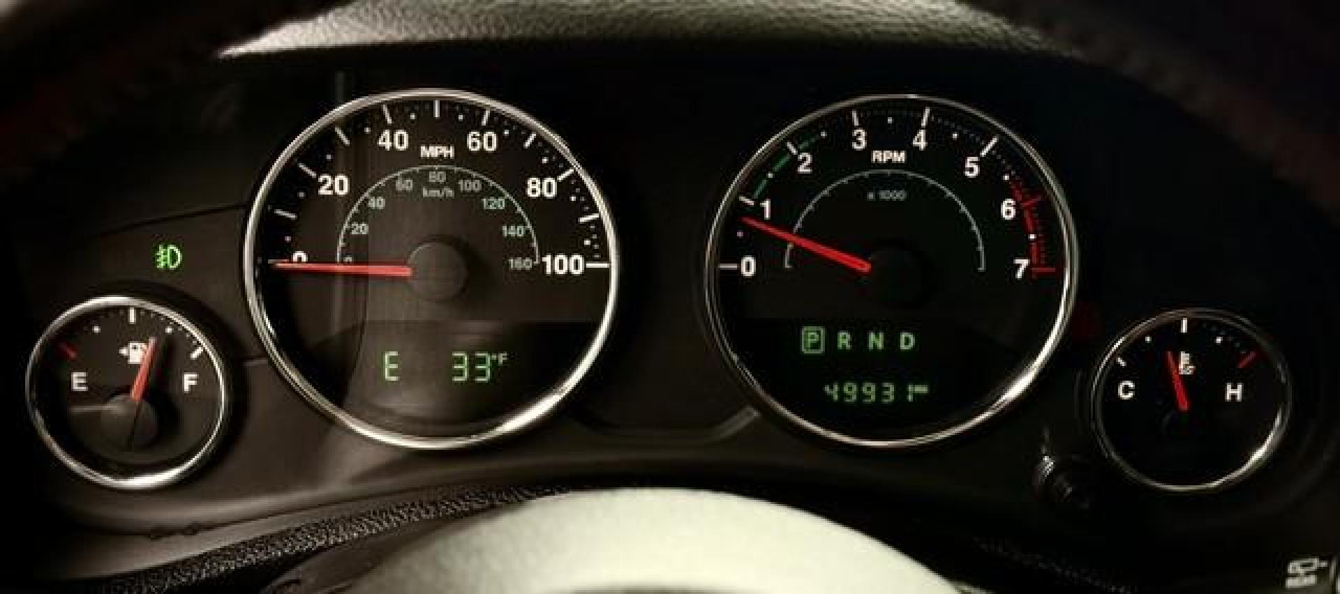 2017 GREY JEEP WRANGLER (1C4HJWEG4HL) with an V6,3.6L(220 CID),DOHC engine, AUTOMATIC transmission, located at 14600 Frazho Road, Warren, MI, 48089, (586) 776-3400, 42.485996, -82.974220 - Photo#11