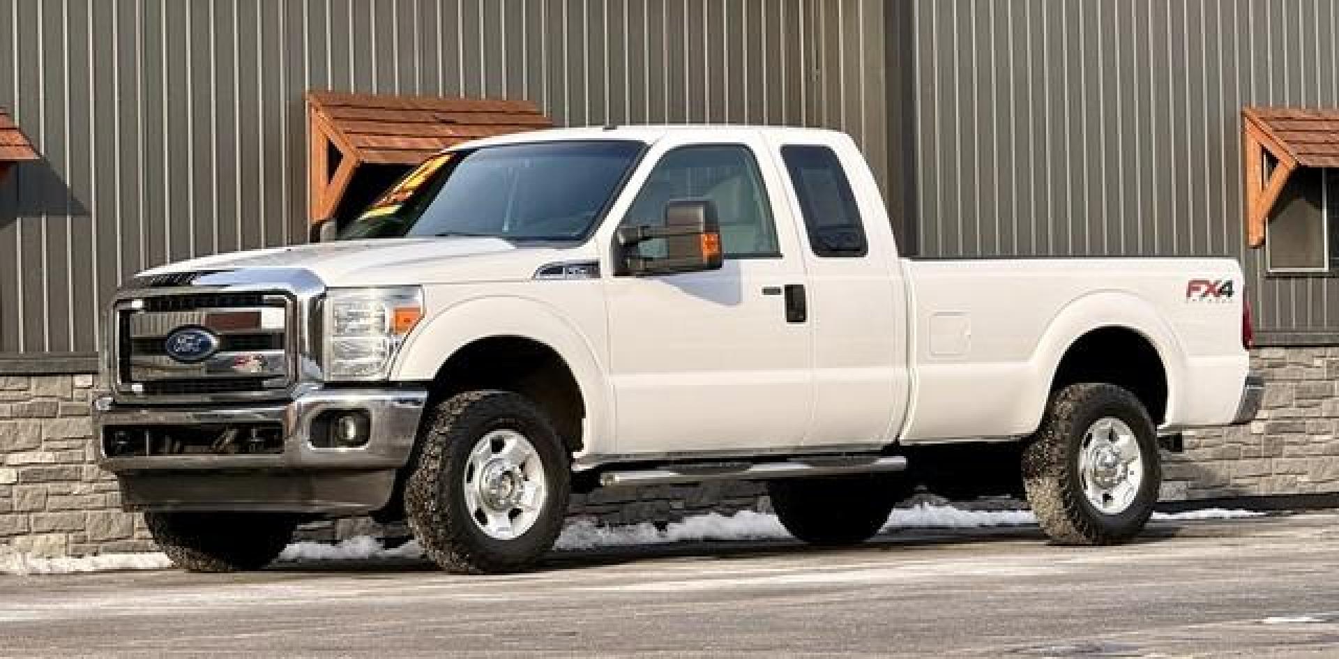 2012 WHITE FORD F-250 SUPER DUTY (1FT7X2B66CE) with an V8,6.2L(379 CID),SOHC engine, AUTOMATIC transmission, located at 14600 Frazho Road, Warren, MI, 48089, (586) 776-3400, 42.485996, -82.974220 - Photo#1