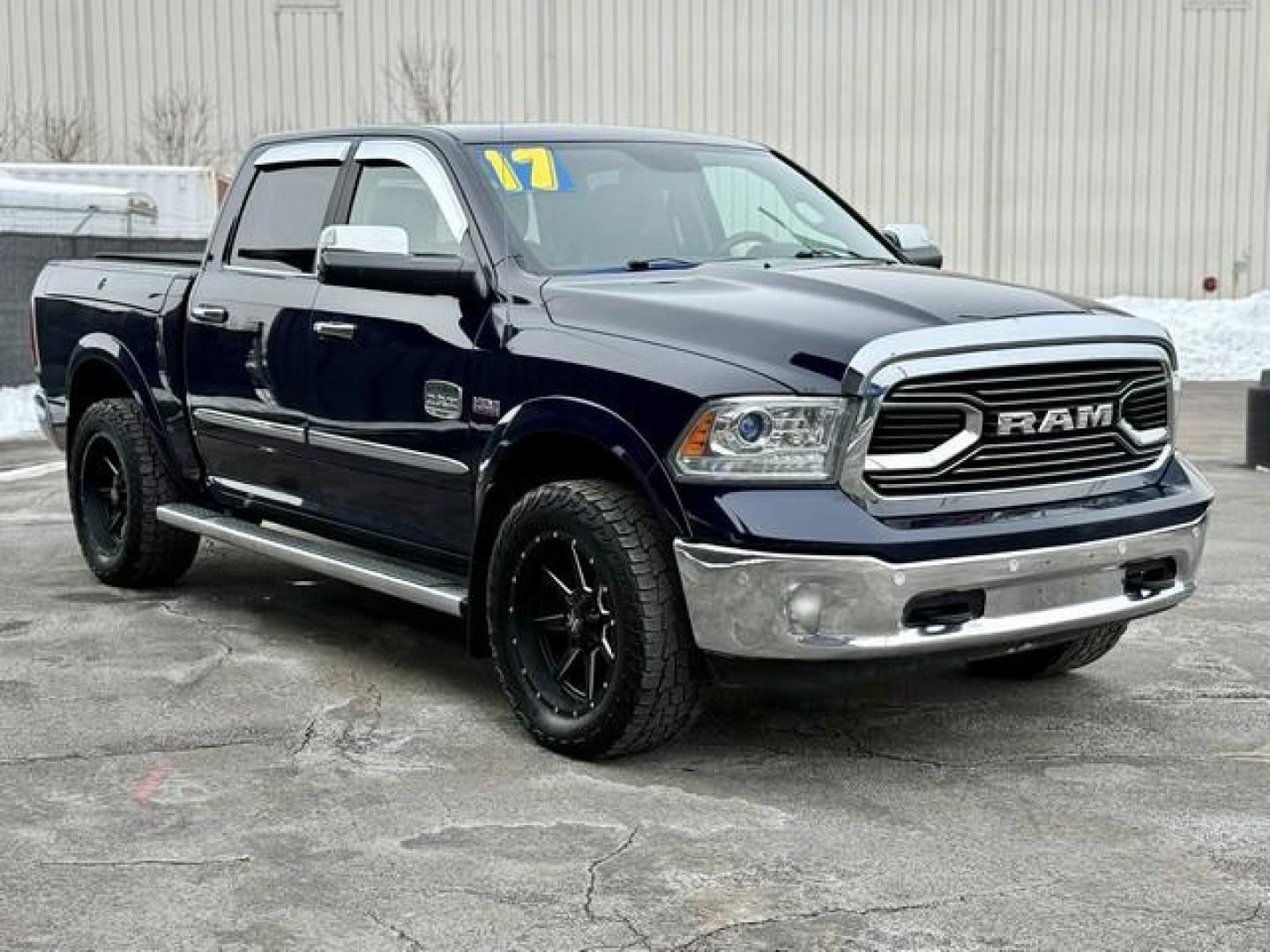 2017 BLUE RAM 1500 (1C6RR7PT3HS) with an V8,5.7L(345 CID),OHV engine, AUTOMATIC transmission, located at 14600 Frazho Road, Warren, MI, 48089, (586) 776-3400, 42.485996, -82.974220 - Photo#3