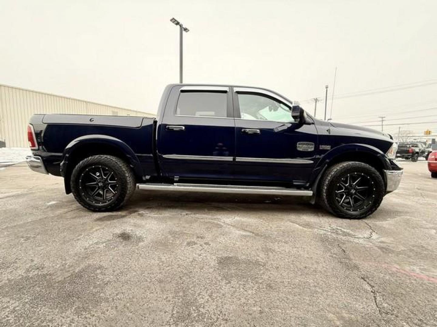 2017 BLUE RAM 1500 (1C6RR7PT3HS) with an V8,5.7L(345 CID),OHV engine, AUTOMATIC transmission, located at 14600 Frazho Road, Warren, MI, 48089, (586) 776-3400, 42.485996, -82.974220 - Photo#4