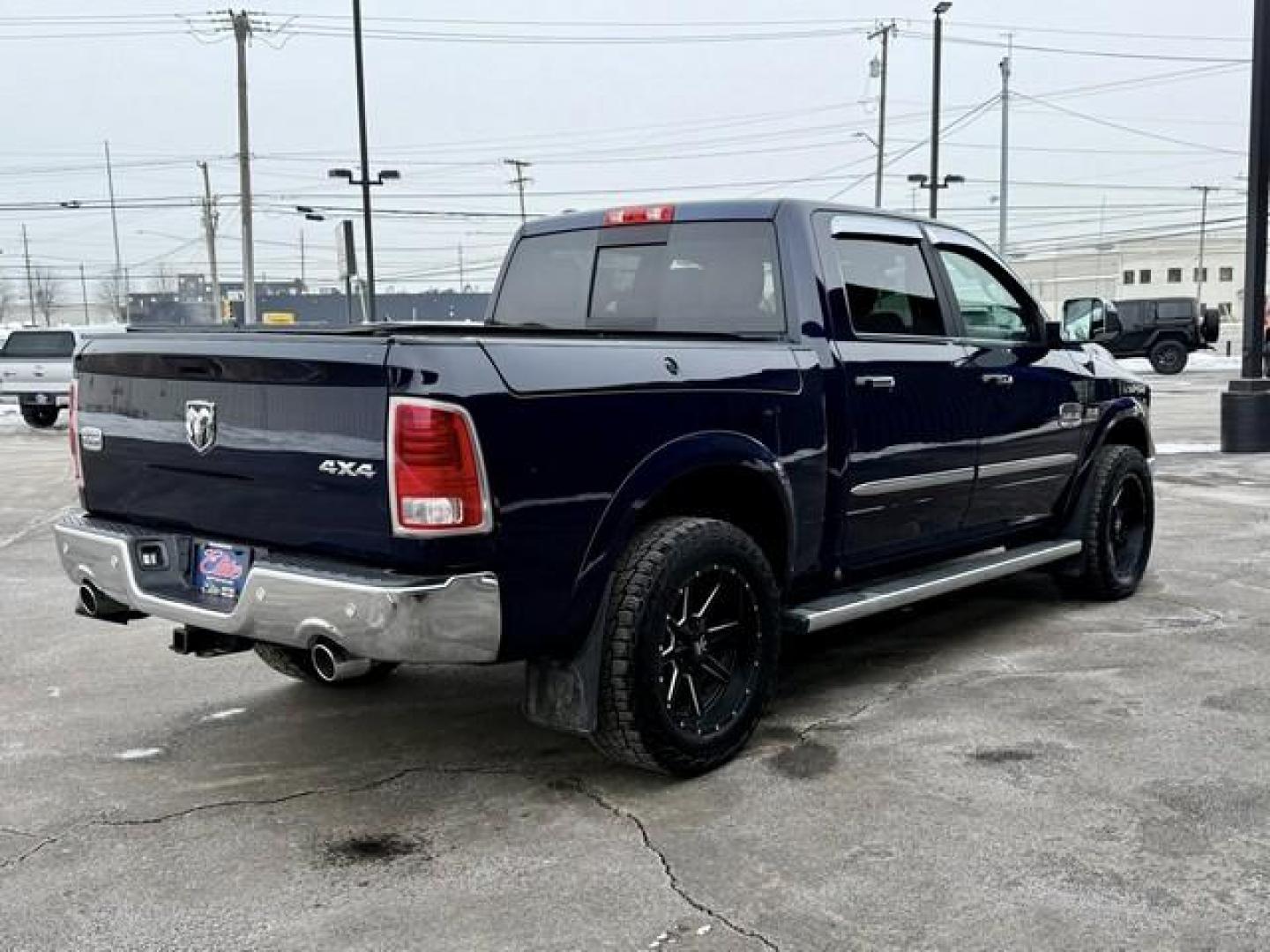 2017 BLUE RAM 1500 (1C6RR7PT3HS) with an V8,5.7L(345 CID),OHV engine, AUTOMATIC transmission, located at 14600 Frazho Road, Warren, MI, 48089, (586) 776-3400, 42.485996, -82.974220 - Photo#5