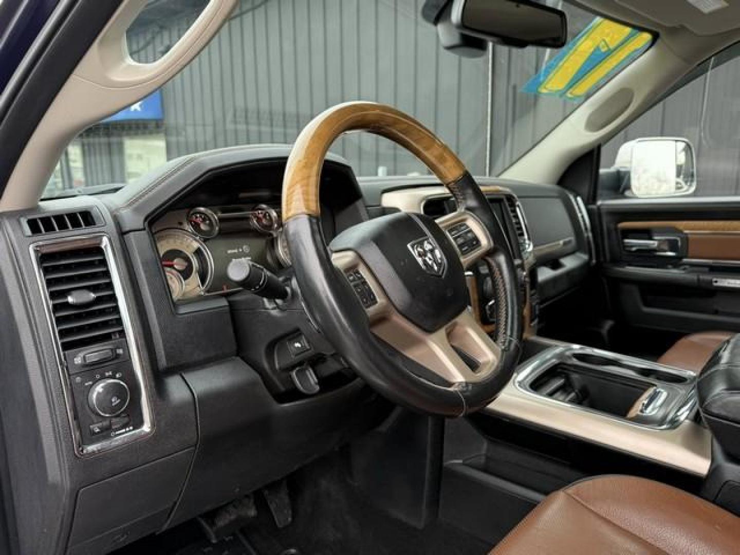 2017 BLUE RAM 1500 (1C6RR7PT3HS) with an V8,5.7L(345 CID),OHV engine, AUTOMATIC transmission, located at 14600 Frazho Road, Warren, MI, 48089, (586) 776-3400, 42.485996, -82.974220 - Photo#9