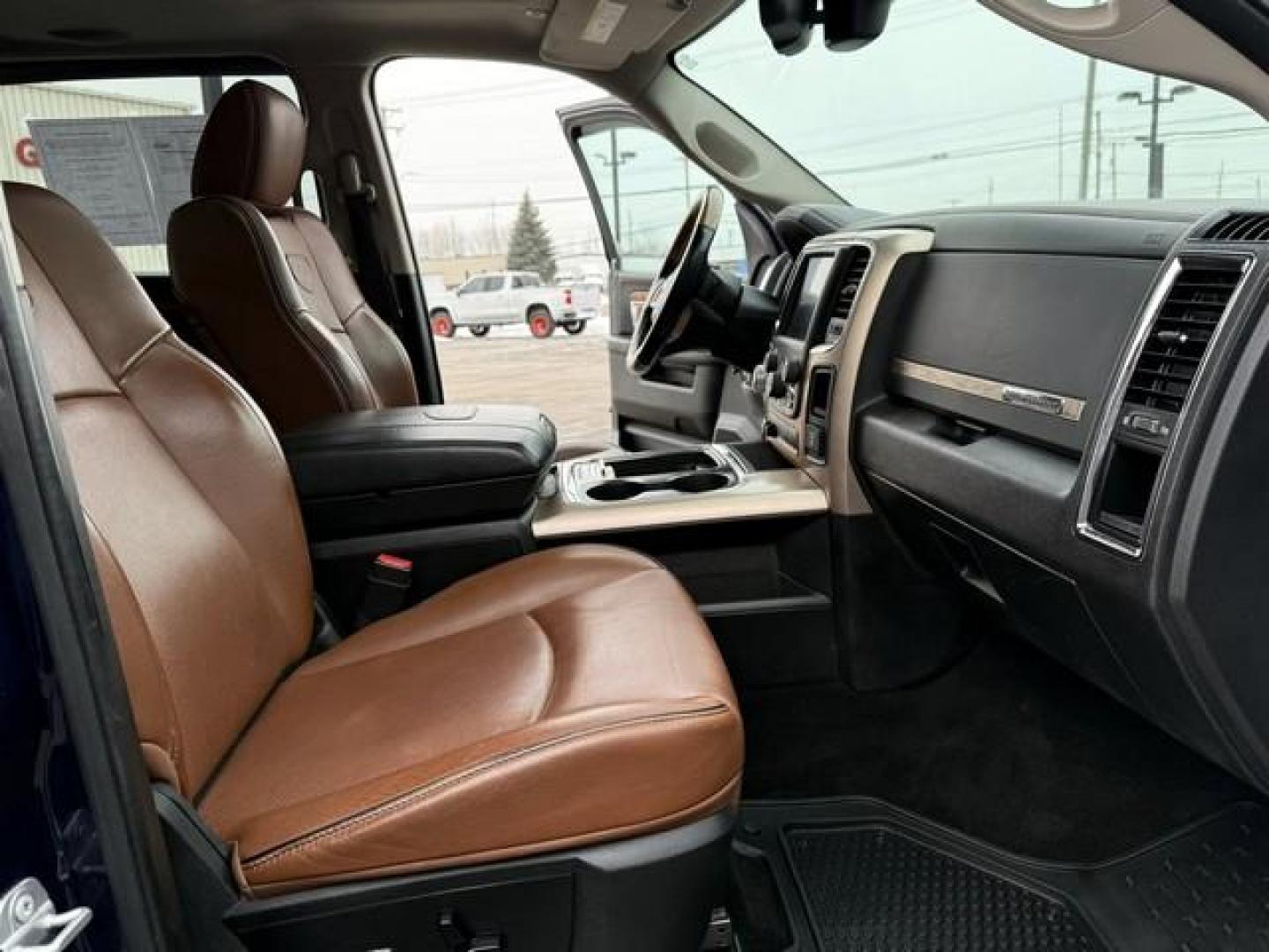 2017 BLUE RAM 1500 (1C6RR7PT3HS) with an V8,5.7L(345 CID),OHV engine, AUTOMATIC transmission, located at 14600 Frazho Road, Warren, MI, 48089, (586) 776-3400, 42.485996, -82.974220 - Photo#13