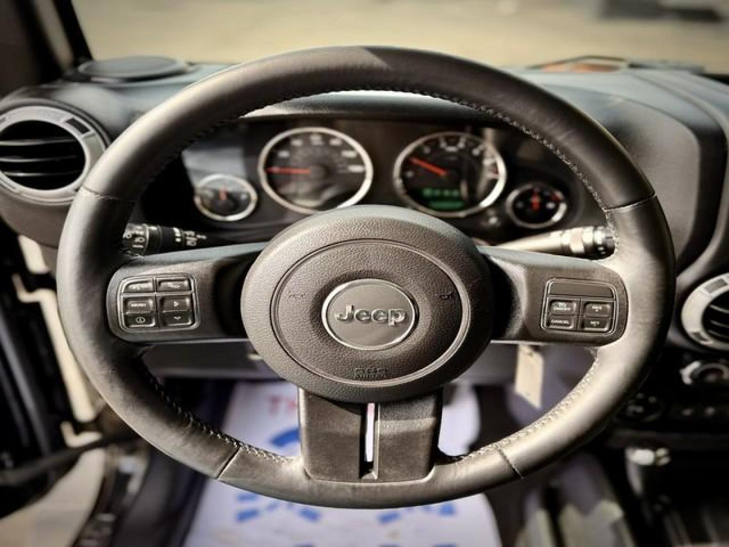 2015 BLACK JEEP WRANGLER (1C4BJWEG2FL) with an V6,3.6L(220 CID),DOHC engine, AUTOMATIC transmission, located at 14600 Frazho Road, Warren, MI, 48089, (586) 776-3400, 42.485996, -82.974220 - Photo#9