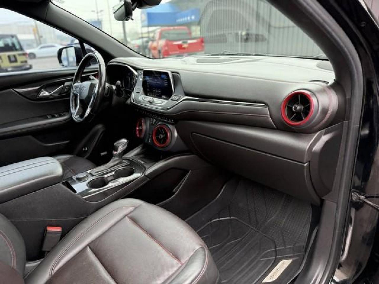 2019 BLACK CHEVROLET BLAZER (3GNKBERS9KS) with an V6,3.6L(222 CID),DOHC engine, AUTOMATIC transmission, located at 14600 Frazho Road, Warren, MI, 48089, (586) 776-3400, 42.485996, -82.974220 - Photo#16