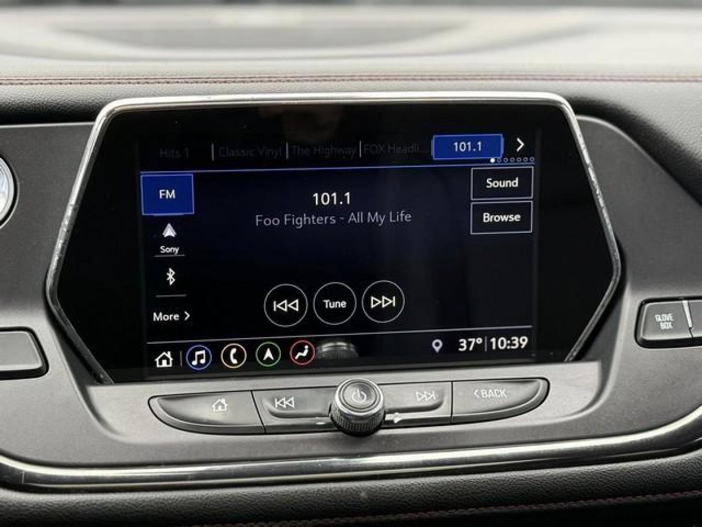 2019 BLACK CHEVROLET BLAZER (3GNKBERS9KS) with an V6,3.6L(222 CID),DOHC engine, AUTOMATIC transmission, located at 14600 Frazho Road, Warren, MI, 48089, (586) 776-3400, 42.485996, -82.974220 - Photo#20