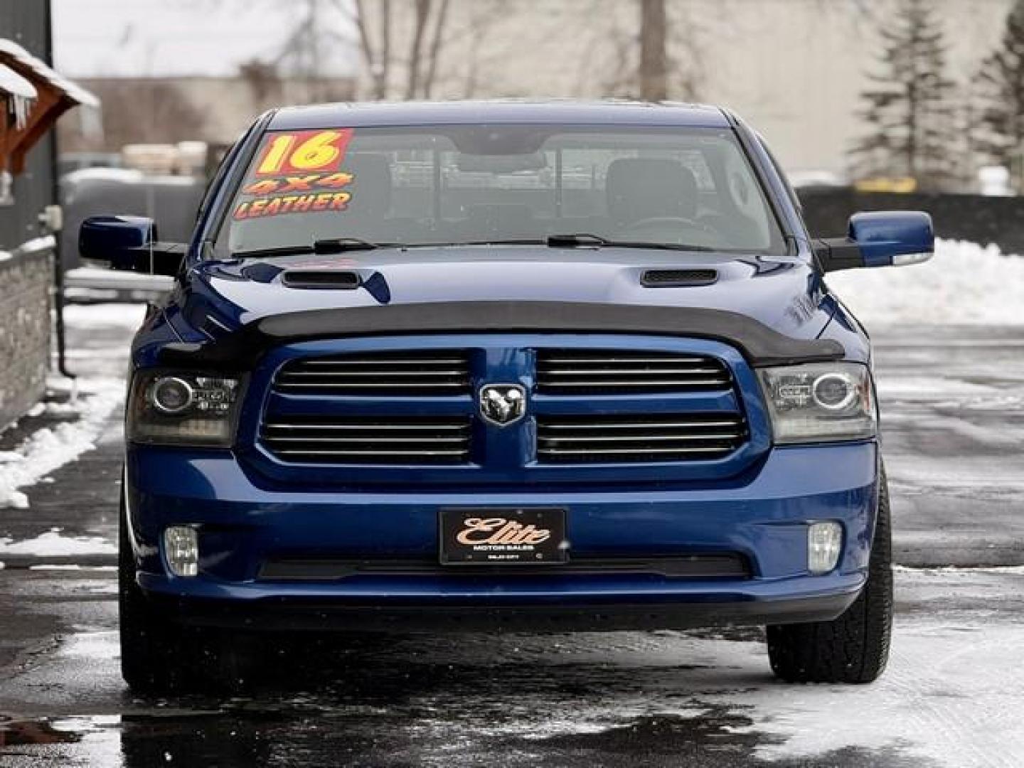 2016 BLUE RAM 1500 (1C6RR7UT0GS) with an V8,5.7L(345 CID),OHV engine, AUTOMATIC transmission, located at 14600 Frazho Road, Warren, MI, 48089, (586) 776-3400, 42.485996, -82.974220 - Photo#4