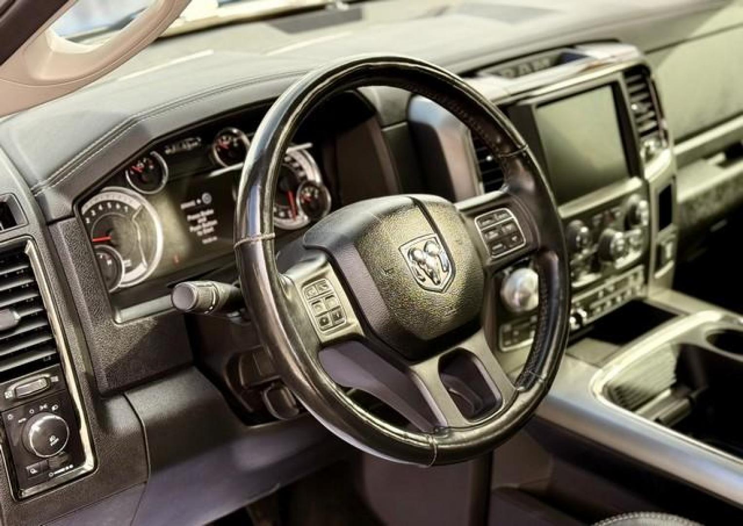 2016 BLUE RAM 1500 (1C6RR7UT0GS) with an V8,5.7L(345 CID),OHV engine, AUTOMATIC transmission, located at 14600 Frazho Road, Warren, MI, 48089, (586) 776-3400, 42.485996, -82.974220 - Photo#8