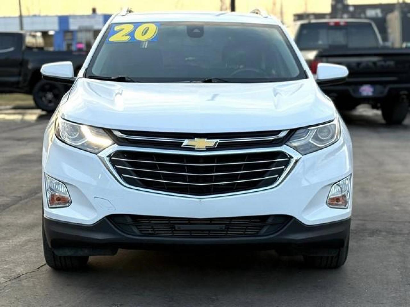 2020 SUMMIT WHITE CHEVROLET EQUINOX (3GNAXLEX8LS) with an L4,2.0L(122 CID), engine, AUTOMATIC transmission, located at 14600 Frazho Road, Warren, MI, 48089, (586) 776-3400, 42.485996, -82.974220 - Photo#2
