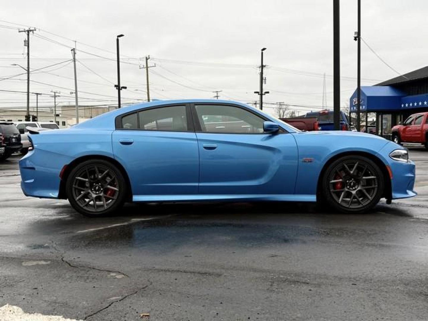 2016 BLUE DODGE CHARGER (2C3CDXGJ6GH) with an V8,6.4L(392 CID),OHV engine, AUTOMATIC transmission, located at 14600 Frazho Road, Warren, MI, 48089, (586) 776-3400, 42.485996, -82.974220 - Photo#5