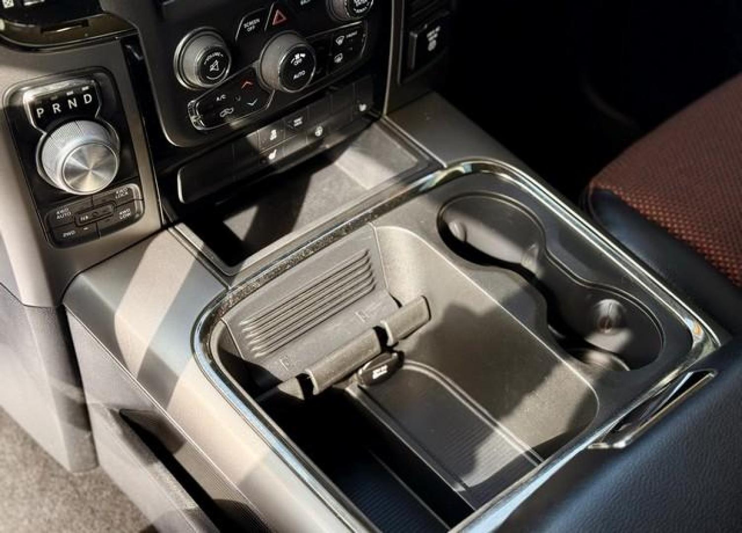 2016 RED RAM 1500 (1C6RR7MT9GS) with an V8,5.7L(345 CID),OHV engine, AUTOMATIC transmission, located at 14600 Frazho Road, Warren, MI, 48089, (586) 776-3400, 42.485996, -82.974220 - Photo#11