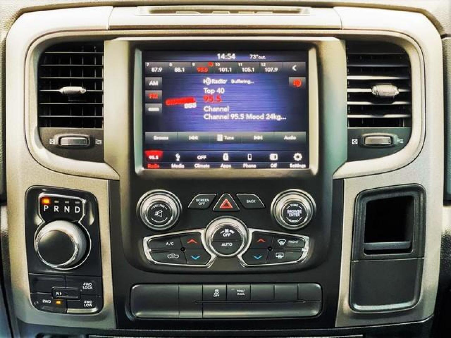 2019 ORANGE CRUSH RAM 1500 CLASSIC (1C6RR7KT4KS) with an V8,5.7L(345 CID), engine, AUTOMATIC transmission, located at 14600 Frazho Road, Warren, MI, 48089, (586) 776-3400, 42.485996, -82.974220 - Photo#11