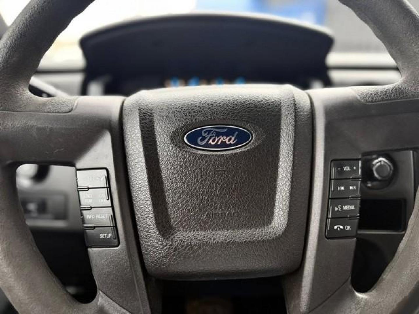 2014 OXFORD WHITE FORD F-150 (1FTFX1CF1EK) with an V8,5.0L(302 CID),DOHC engine, AUTOMATIC transmission, located at 14600 Frazho Road, Warren, MI, 48089, (586) 776-3400, 42.485996, -82.974220 - Photo#14