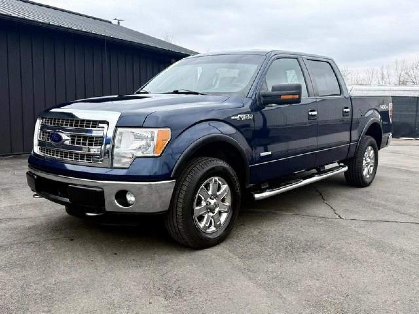 2013 BLUE FORD F-150 (1FTFW1ET1DF) with an V6,3.5L(213 CID),DOHC engine, AUTOMATIC transmission, located at 14600 Frazho Road, Warren, MI, 48089, (586) 776-3400, 42.485996, -82.974220 - Photo#1