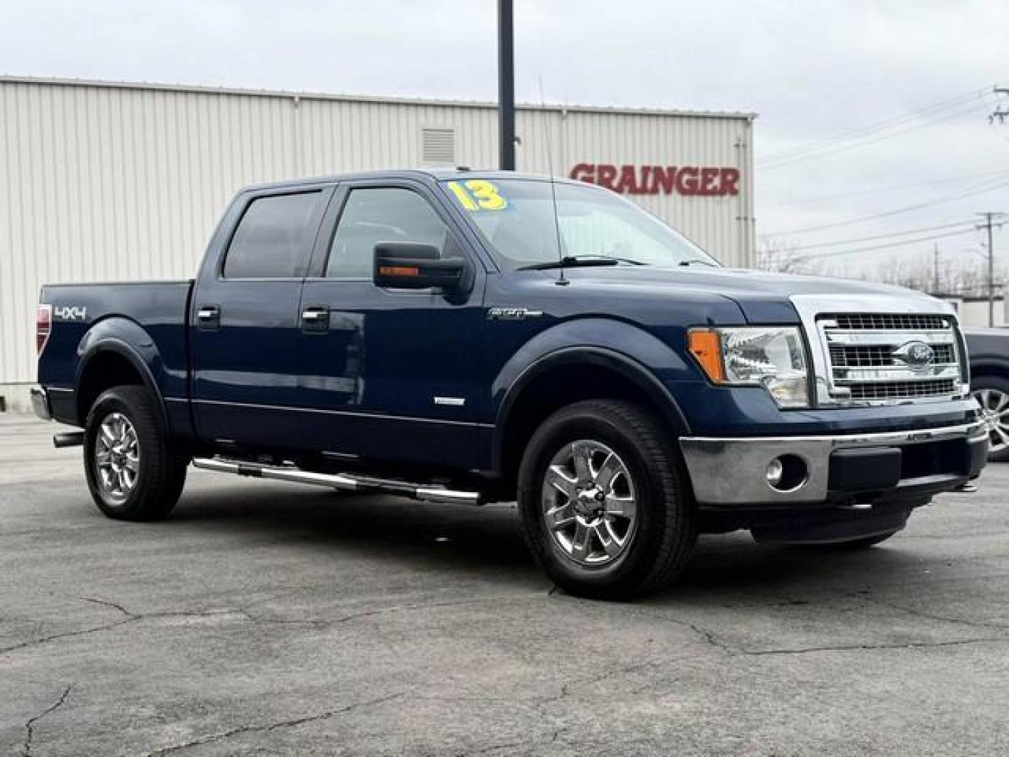 2013 BLUE FORD F-150 (1FTFW1ET1DF) with an V6,3.5L(213 CID),DOHC engine, AUTOMATIC transmission, located at 14600 Frazho Road, Warren, MI, 48089, (586) 776-3400, 42.485996, -82.974220 - Photo#3