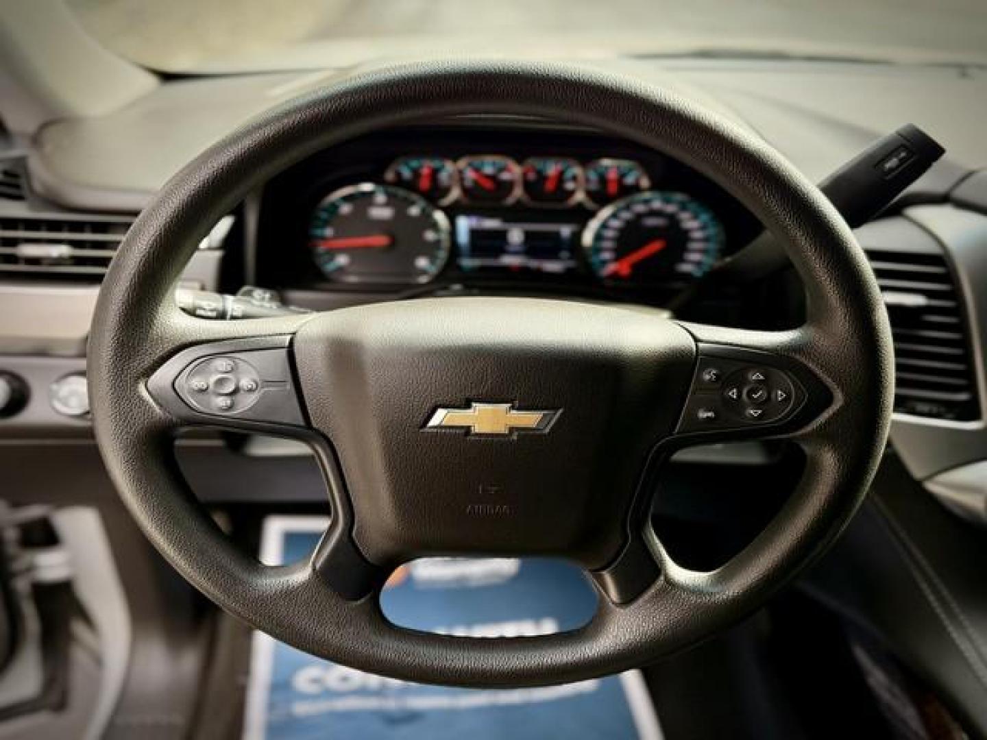 2020 SILVER CHEVROLET TAHOE (1GNSKFKC1LR) with an V8,5.3L(325 CID),OHV engine, AUTOMATIC transmission, located at 14600 Frazho Road, Warren, MI, 48089, (586) 776-3400, 42.485996, -82.974220 - Photo#9