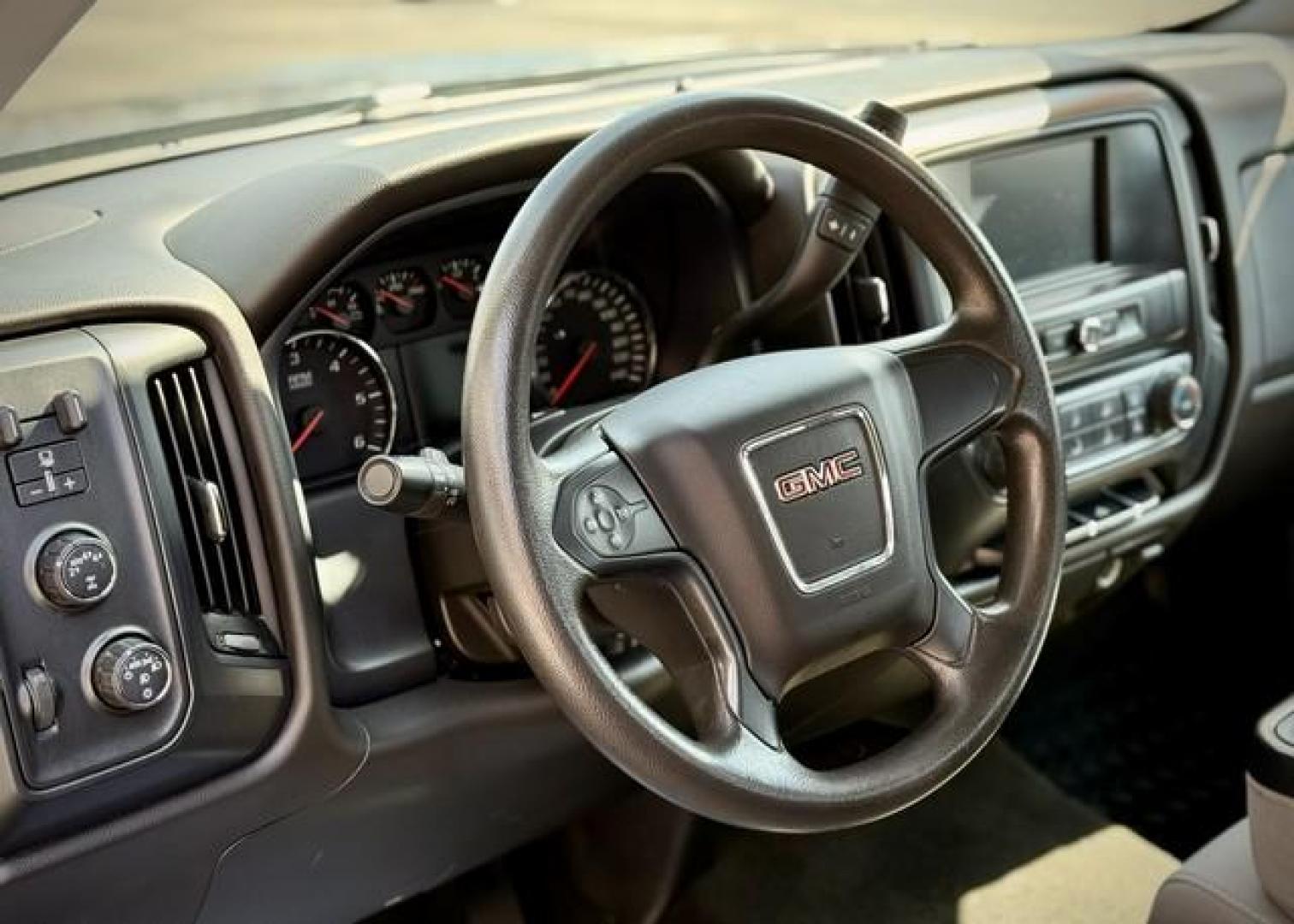 2018 GRAY GMC SIERRA 1500 (1GTV2LECXJZ) with an V8,5.3L(325 CID),OHV engine, AUTOMATIC transmission, located at 14600 Frazho Road, Warren, MI, 48089, (586) 776-3400, 42.485996, -82.974220 - Photo#8