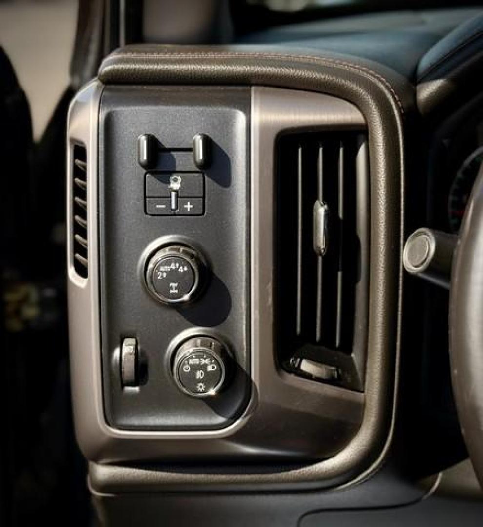 2017 GRAY GMC SIERRA 1500 (3GTU2NEC2HG) with an V8,5.3L(325 CID),OHV engine, AUTOMATIC transmission, located at 14600 Frazho Road, Warren, MI, 48089, (586) 776-3400, 42.485996, -82.974220 - Photo#14