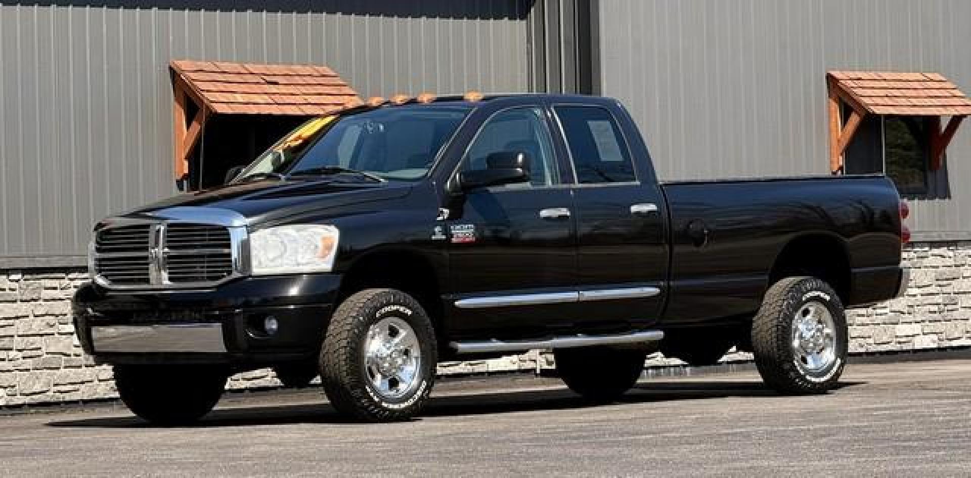 2008 BRILLIANT BLACK DODGE RAM 2500 PICKUP (3D7KS28A98G) with an L6,6.7L(408 CID),OHV engine, AUTOMATIC transmission, located at 14600 Frazho Road, Warren, MI, 48089, (586) 776-3400, 42.485996, -82.974220 - Photo#3