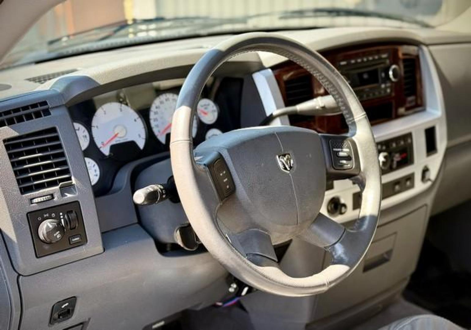 2008 BRILLIANT BLACK DODGE RAM 2500 PICKUP (3D7KS28A98G) with an L6,6.7L(408 CID),OHV engine, AUTOMATIC transmission, located at 14600 Frazho Road, Warren, MI, 48089, (586) 776-3400, 42.485996, -82.974220 - Photo#10