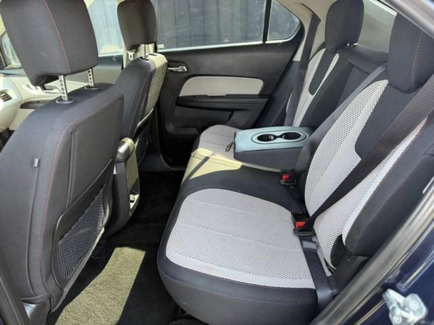 2017 BLUE CHEVROLET EQUINOX (2GNALCEKXH1) with an L4,2.4L(145 CID),DOHC engine, AUTOMATIC transmission, located at 14600 Frazho Road, Warren, MI, 48089, (586) 776-3400, 42.485996, -82.974220 - Photo#10