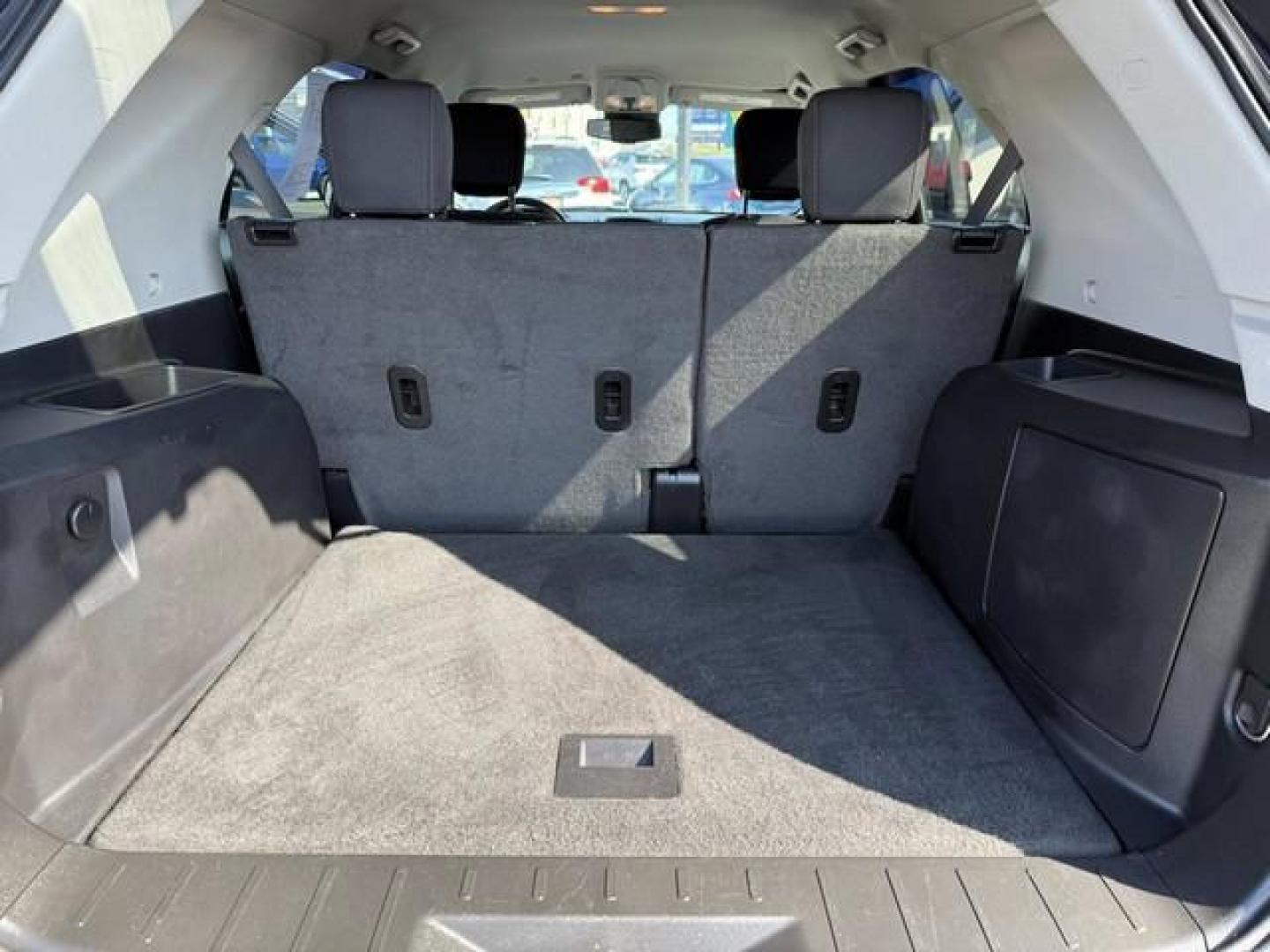 2017 BLUE CHEVROLET EQUINOX (2GNALCEKXH1) with an L4,2.4L(145 CID),DOHC engine, AUTOMATIC transmission, located at 14600 Frazho Road, Warren, MI, 48089, (586) 776-3400, 42.485996, -82.974220 - Photo#11