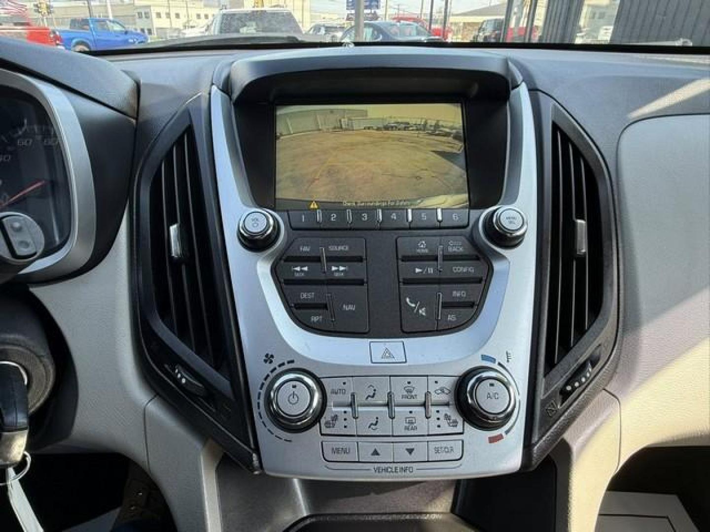 2017 BLUE CHEVROLET EQUINOX (2GNALCEKXH1) with an L4,2.4L(145 CID),DOHC engine, AUTOMATIC transmission, located at 14600 Frazho Road, Warren, MI, 48089, (586) 776-3400, 42.485996, -82.974220 - Photo#17