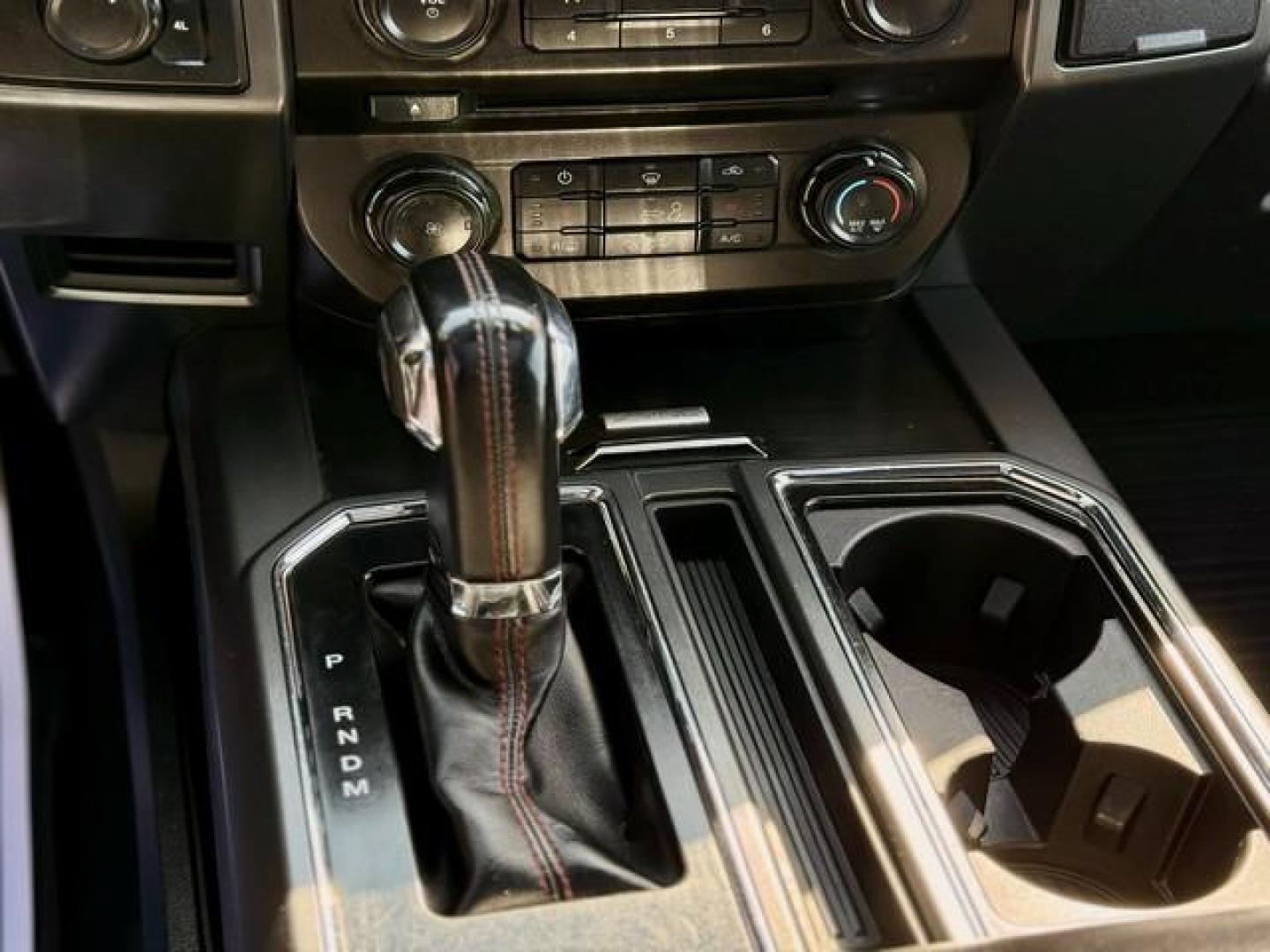 2018 RED FORD F-150 (1FTEW1E51JF) with an V8,5.0L(302 CID),DOHC engine, AUTOMATIC transmission, located at 14600 Frazho Road, Warren, MI, 48089, (586) 776-3400, 42.485996, -82.974220 - Photo#12