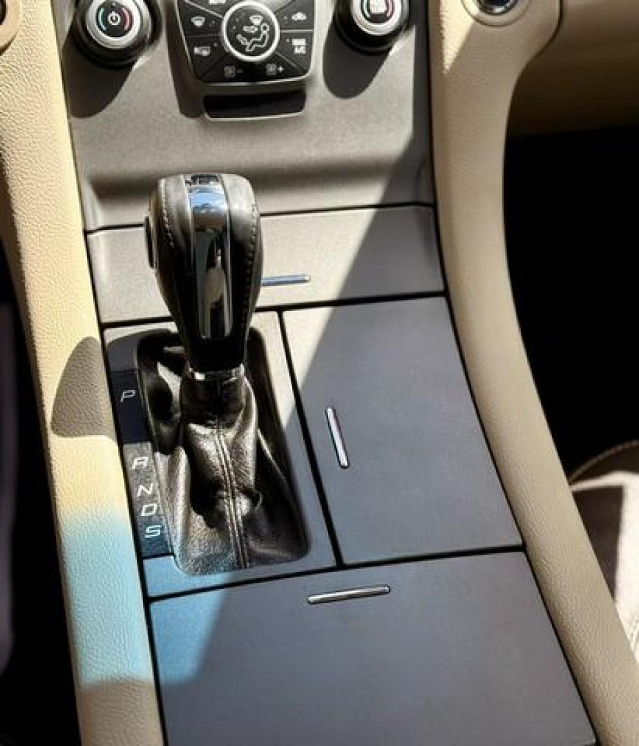 2013 WHITE PLATINUM FORD TAURUS (1FAHP2E86DG) with an V6,3.5L(213 CID),DOHC engine, AUTOMATIC transmission, located at 14600 Frazho Road, Warren, MI, 48089, (586) 776-3400, 42.485996, -82.974220 - Photo#12