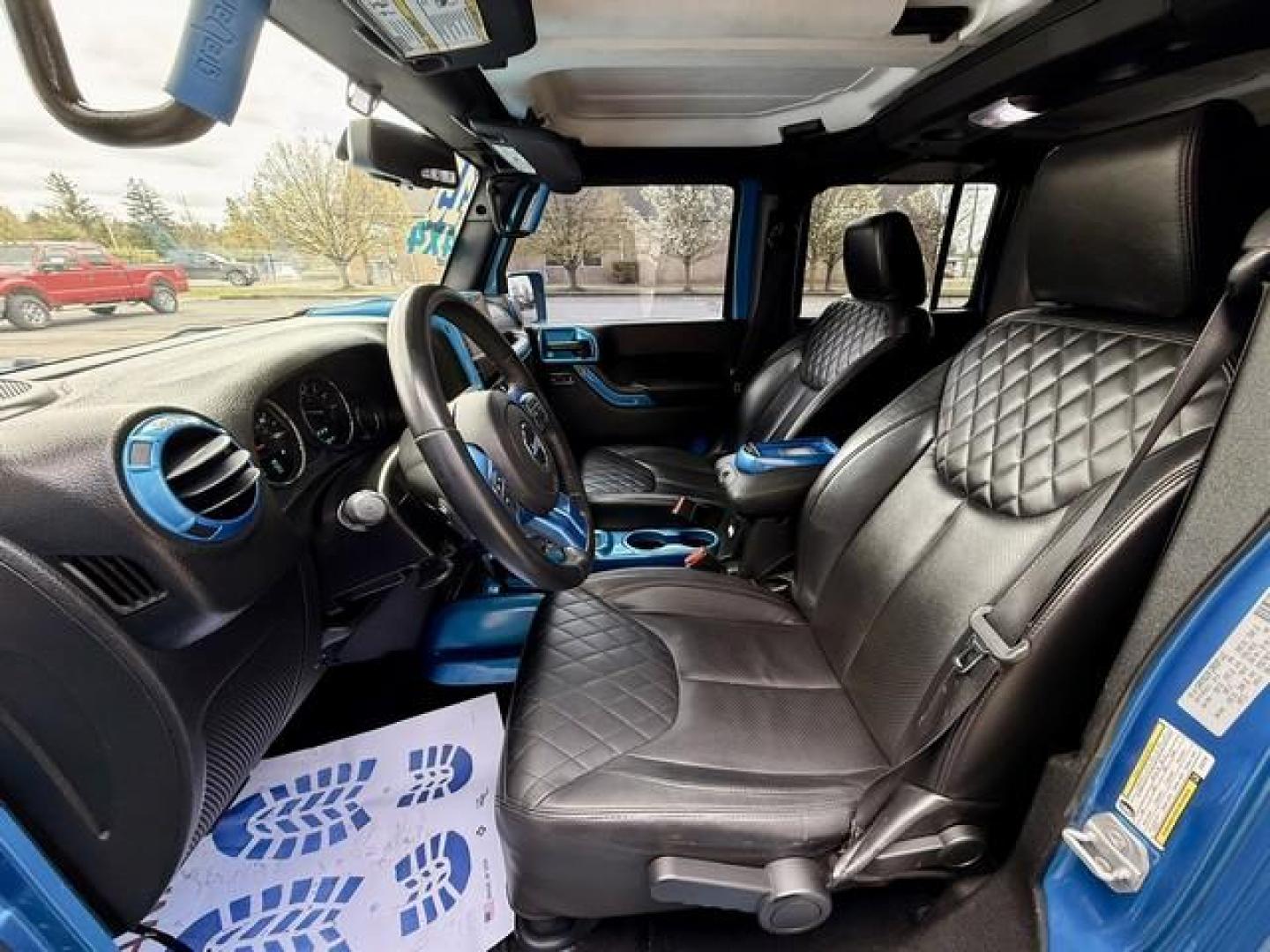2015 HYDRO BLUE JEEP WRANGLER (1C4BJWEG0FL) with an V6,3.6L(220 CID),DOHC engine, AUTOMATIC transmission, located at 14600 Frazho Road, Warren, MI, 48089, (586) 776-3400, 42.485996, -82.974220 - Photo#8