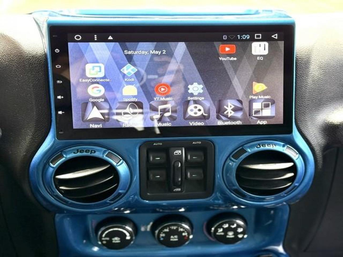 2015 HYDRO BLUE JEEP WRANGLER (1C4BJWEG0FL) with an V6,3.6L(220 CID),DOHC engine, AUTOMATIC transmission, located at 14600 Frazho Road, Warren, MI, 48089, (586) 776-3400, 42.485996, -82.974220 - Photo#13