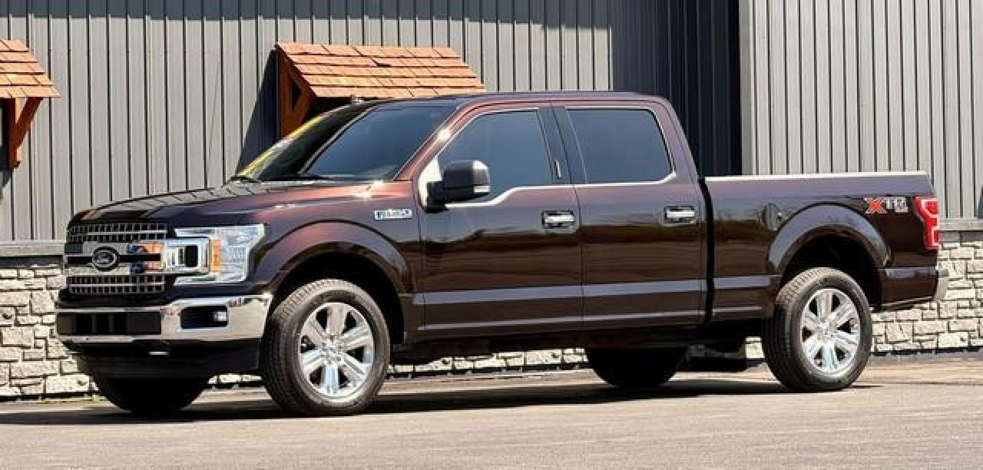 2018 MAGMA MAROON FORD F-150 (1FTFW1E52JF) with an V8,5.0L(302 CID),DOHC engine, AUTOMATIC transmission, located at 14600 Frazho Road, Warren, MI, 48089, (586) 776-3400, 42.485996, -82.974220 - Photo#3