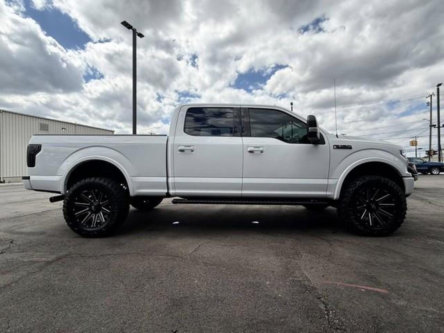 2019 WHITE FORD F-150 (1FTFW1E42KF) with an V6,3.5L(213 CID),DOHC engine, AUTOMATIC transmission, located at 14600 Frazho Road, Warren, MI, 48089, (586) 776-3400, 42.485996, -82.974220 - Photo#4