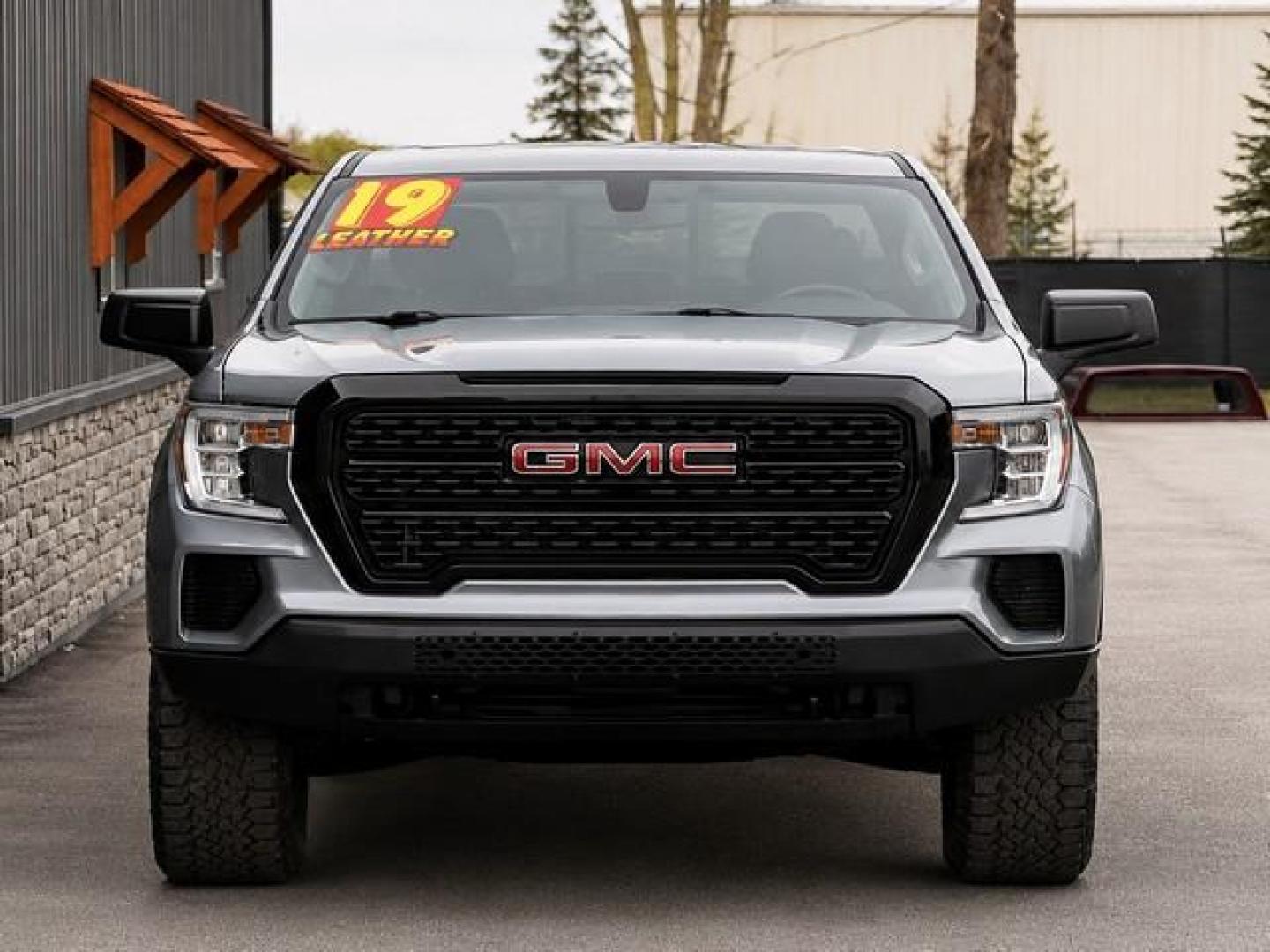 2019 GRAY GMC SIERRA 1500 (1GTU9AEF2KZ) with an V8,5.3L(325 CID),OHV engine, AUTOMATIC transmission, located at 14600 Frazho Road, Warren, MI, 48089, (586) 776-3400, 42.485996, -82.974220 - Photo#4