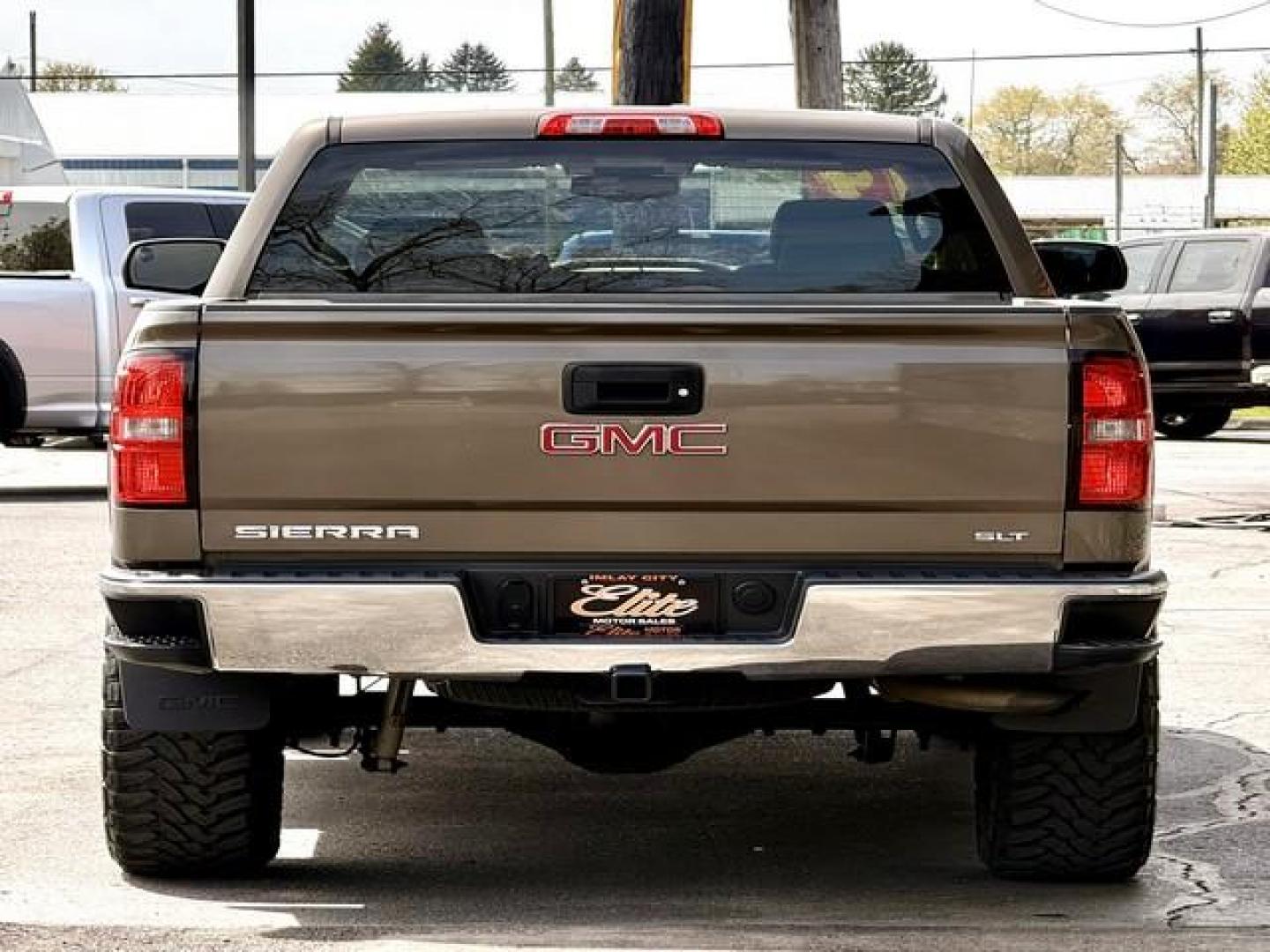 2014 BROWN GMC SIERRA 1500 (1GTV2VEC8EZ) with an V8,5.3L(325 CID),OHV engine, AUTOMATIC transmission, located at 14600 Frazho Road, Warren, MI, 48089, (586) 776-3400, 42.485996, -82.974220 - Photo#5