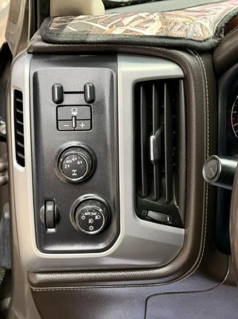 2014 BROWN GMC SIERRA 1500 (1GTV2VEC8EZ) with an V8,5.3L(325 CID),OHV engine, AUTOMATIC transmission, located at 14600 Frazho Road, Warren, MI, 48089, (586) 776-3400, 42.485996, -82.974220 - Photo#11