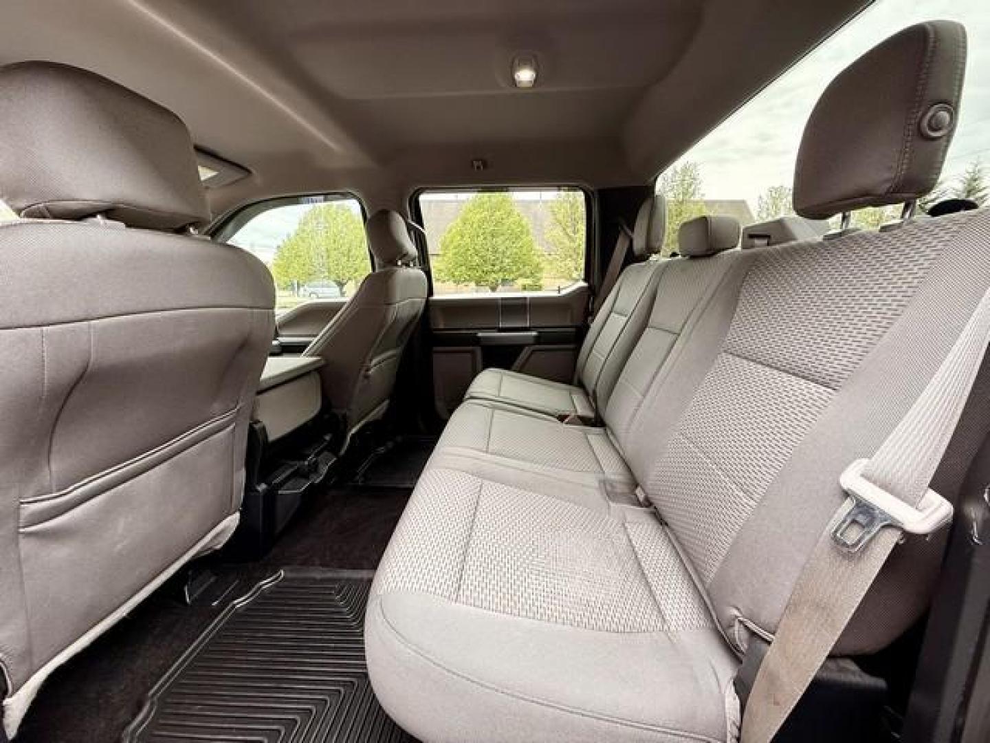 2016 RUBY RED FORD F-150 (1FTEW1EF0GF) with an V8,5.0L(302 CID),DOHC engine, AUTOMATIC transmission, located at 14600 Frazho Road, Warren, MI, 48089, (586) 776-3400, 42.485996, -82.974220 - Photo#7