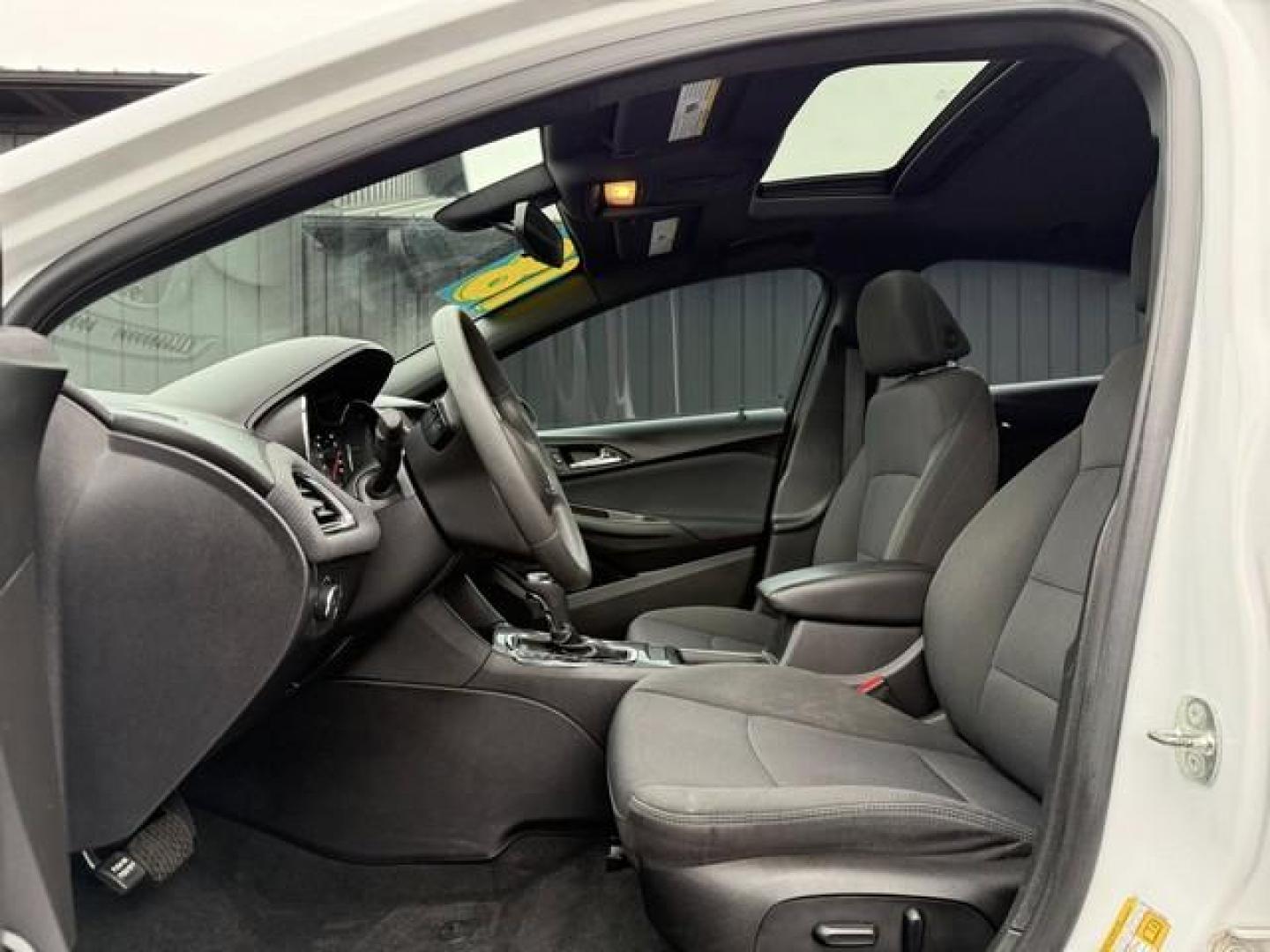 2018 WHITE CHEVROLET CRUZE (1G1BE5SM1J7) with an L4,1.4L(85 CID),DOHC engine, AUTOMATIC transmission, located at 14600 Frazho Road, Warren, MI, 48089, (586) 776-3400, 42.485996, -82.974220 - Photo#8