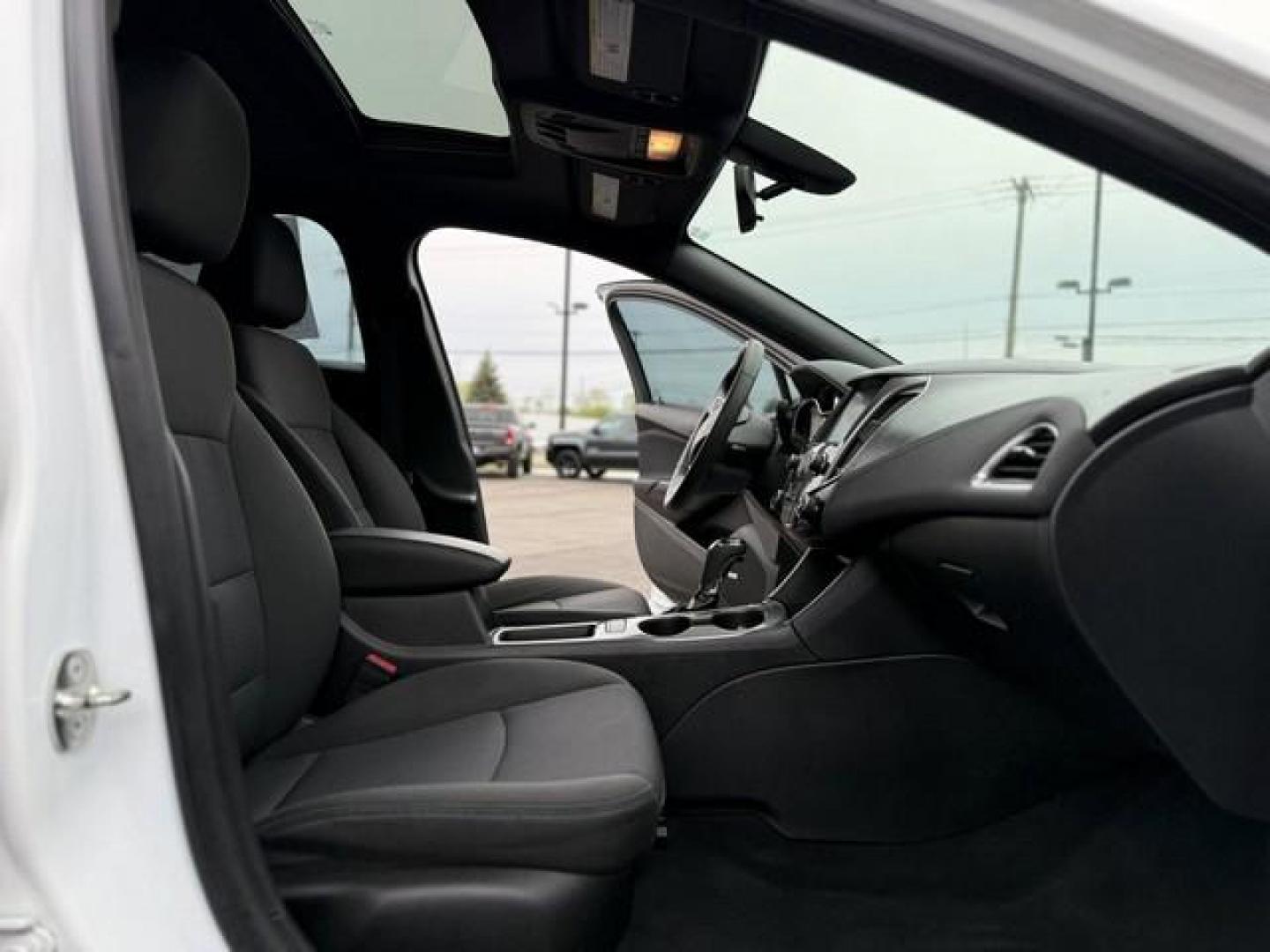 2018 WHITE CHEVROLET CRUZE (1G1BE5SM1J7) with an L4,1.4L(85 CID),DOHC engine, AUTOMATIC transmission, located at 14600 Frazho Road, Warren, MI, 48089, (586) 776-3400, 42.485996, -82.974220 - Photo#11