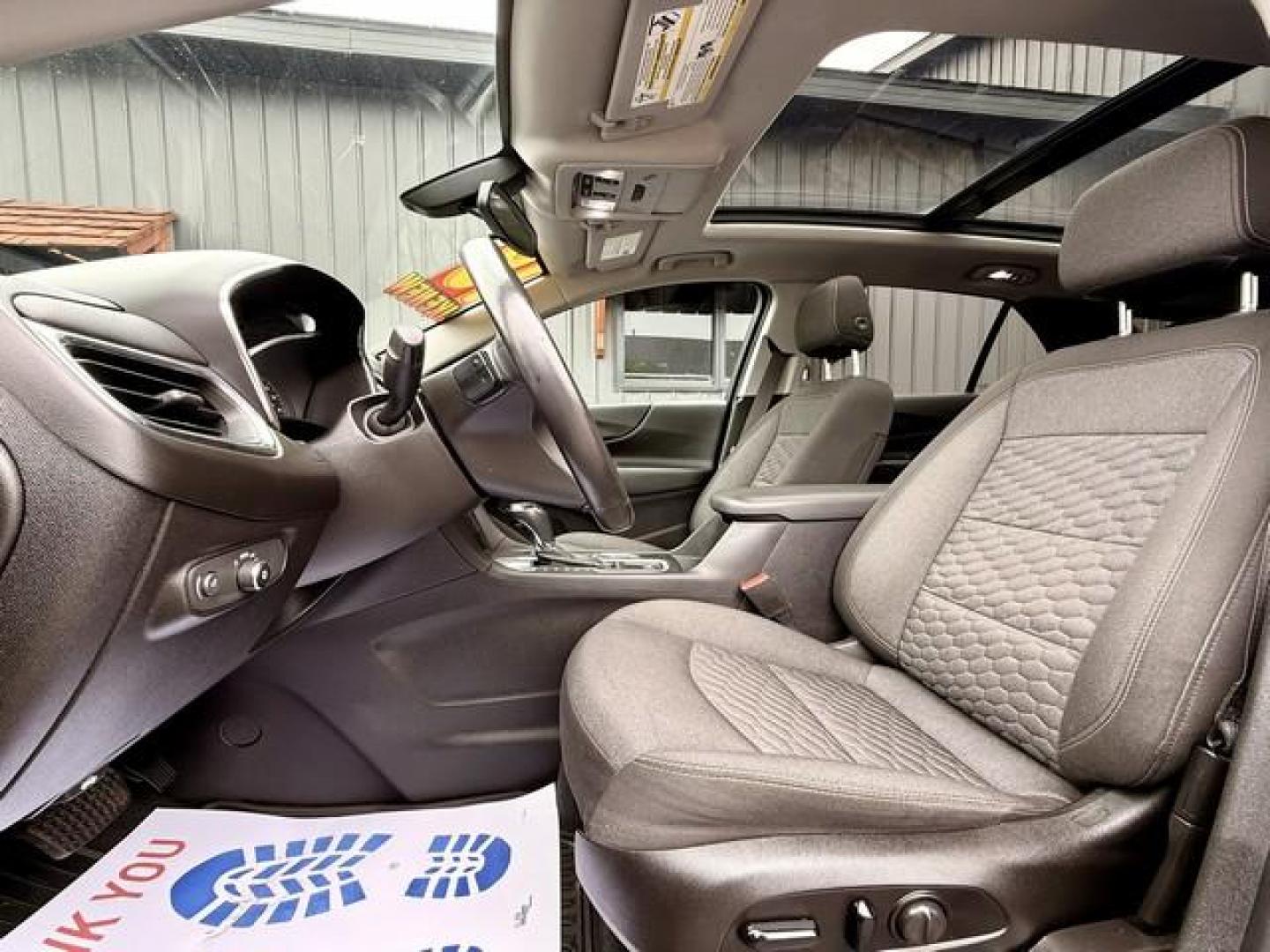 2018 GRAY CHEVROLET EQUINOX (2GNAXJEV5J6) with an L4,1.5L(91 CID),DOHC engine, AUTOMATIC transmission, located at 14600 Frazho Road, Warren, MI, 48089, (586) 776-3400, 42.485996, -82.974220 - Photo#6