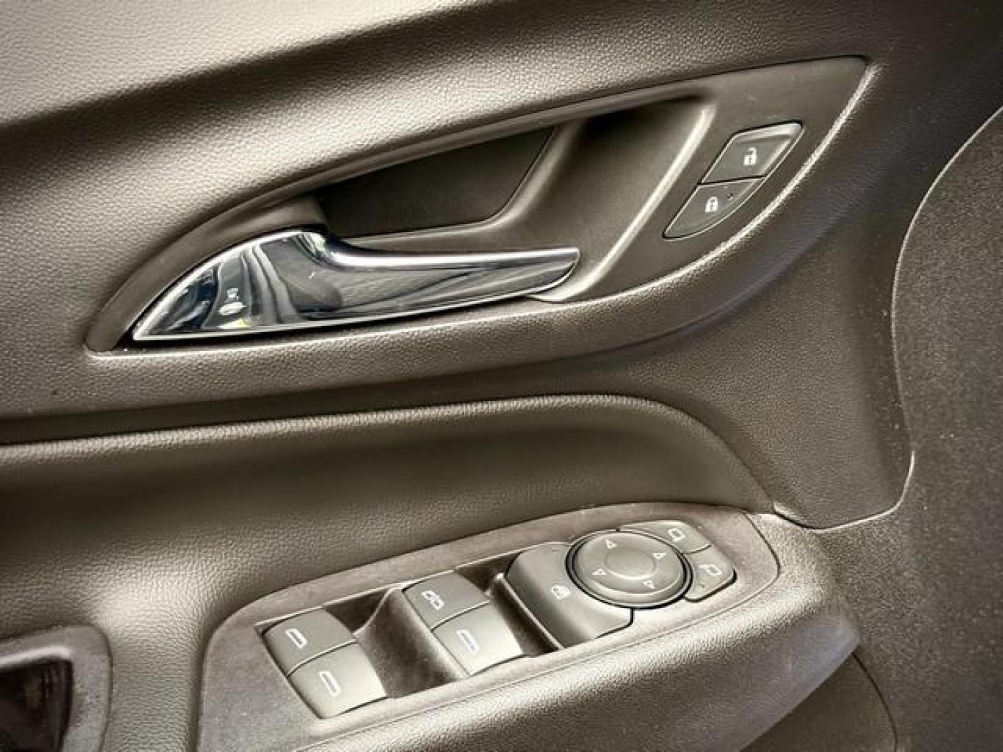 2018 GRAY CHEVROLET EQUINOX (2GNAXJEV5J6) with an L4,1.5L(91 CID),DOHC engine, AUTOMATIC transmission, located at 14600 Frazho Road, Warren, MI, 48089, (586) 776-3400, 42.485996, -82.974220 - Photo#12
